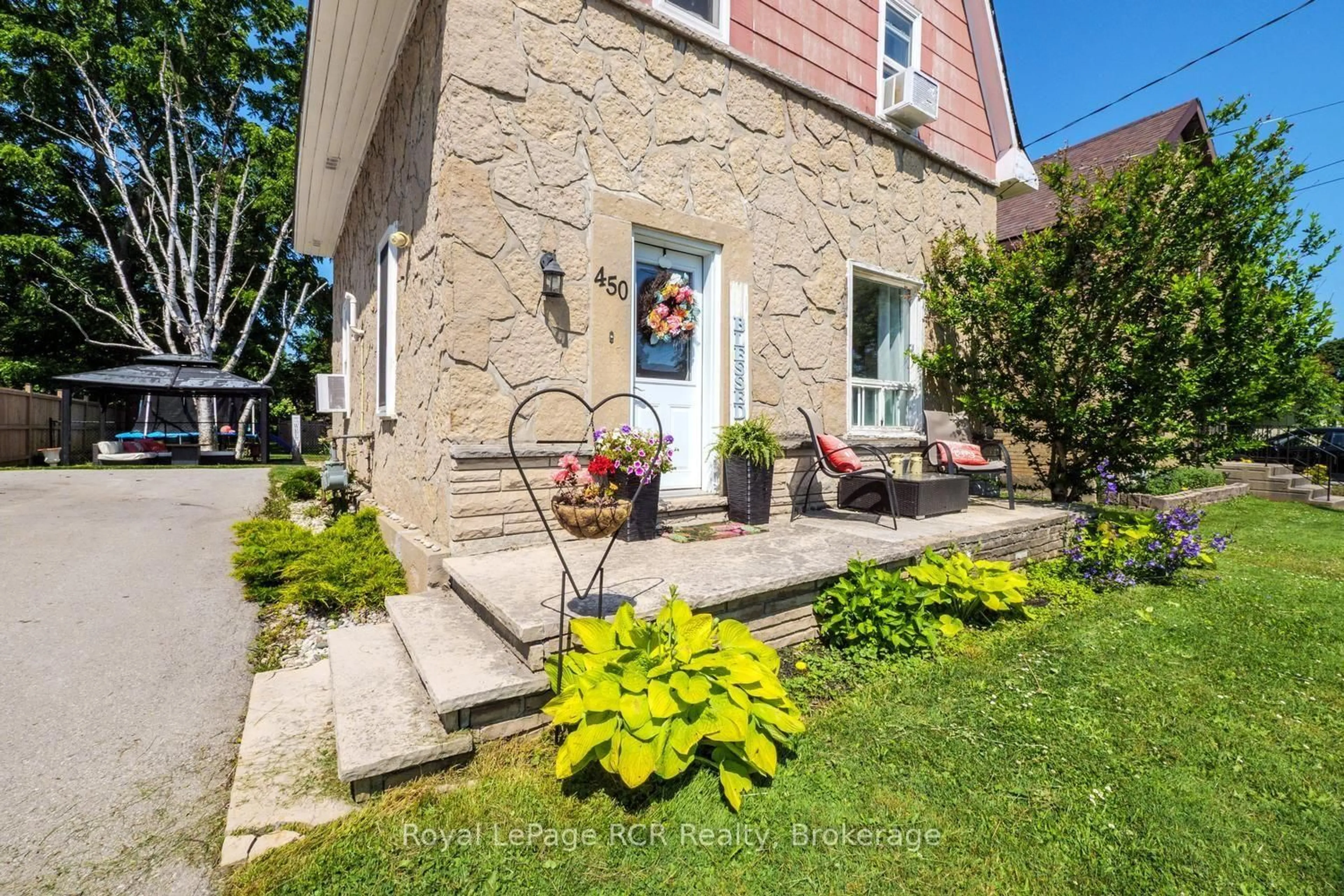 Patio, street for 450 Taylor St, South Bruce Peninsula Ontario N0H 2T0