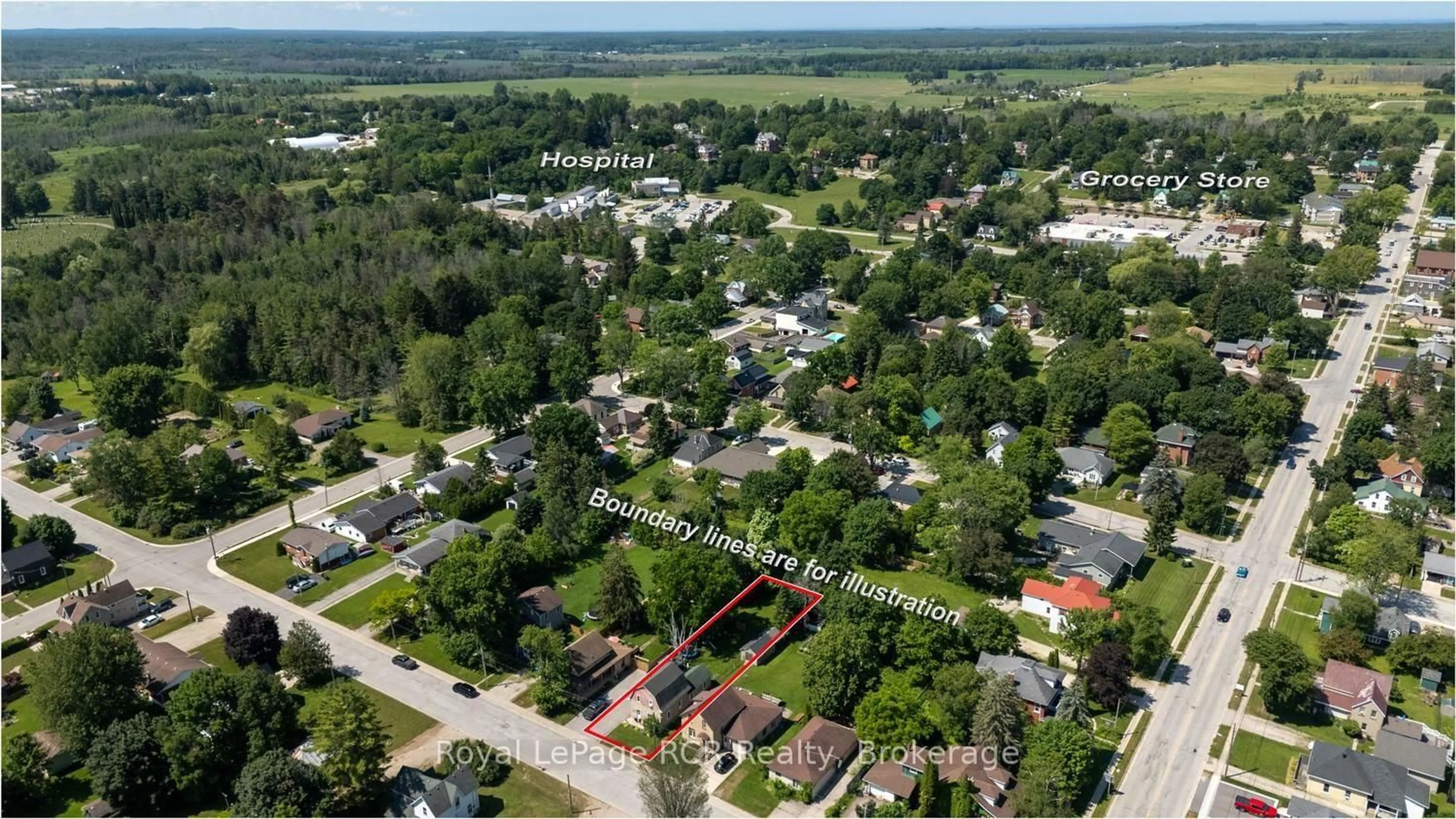 A pic from outside/outdoor area/front of a property/back of a property/a pic from drone, street for 450 Taylor St, South Bruce Peninsula Ontario N0H 2T0