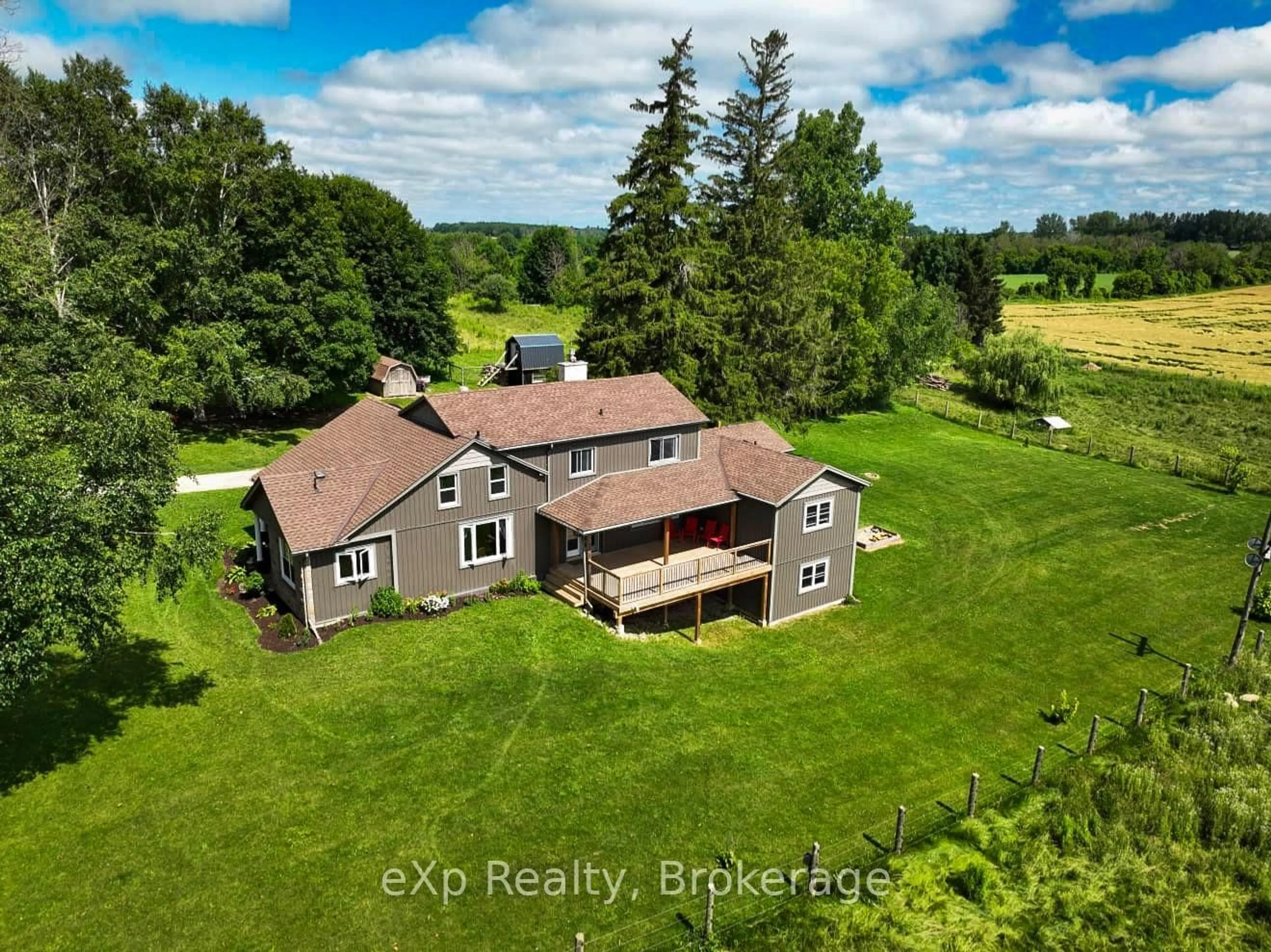 A pic from outside/outdoor area/front of a property/back of a property/a pic from drone, water/lake/river/ocean view for 44032 Amberley Rd, Howick Ontario N0G 2X0