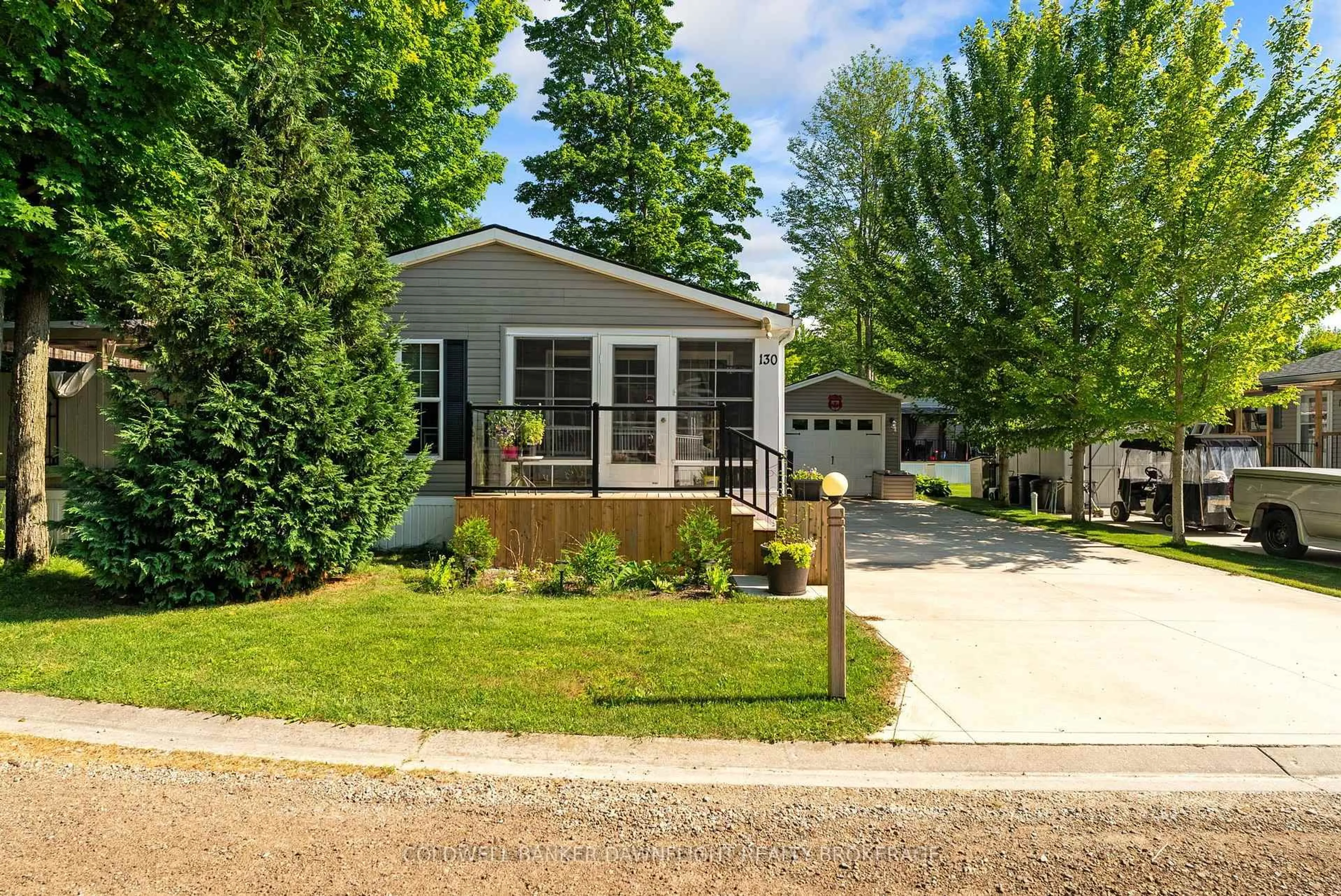 Home with vinyl exterior material, street for 36501 Dashwood Rd ##130, South Huron Ontario N0M 1N0