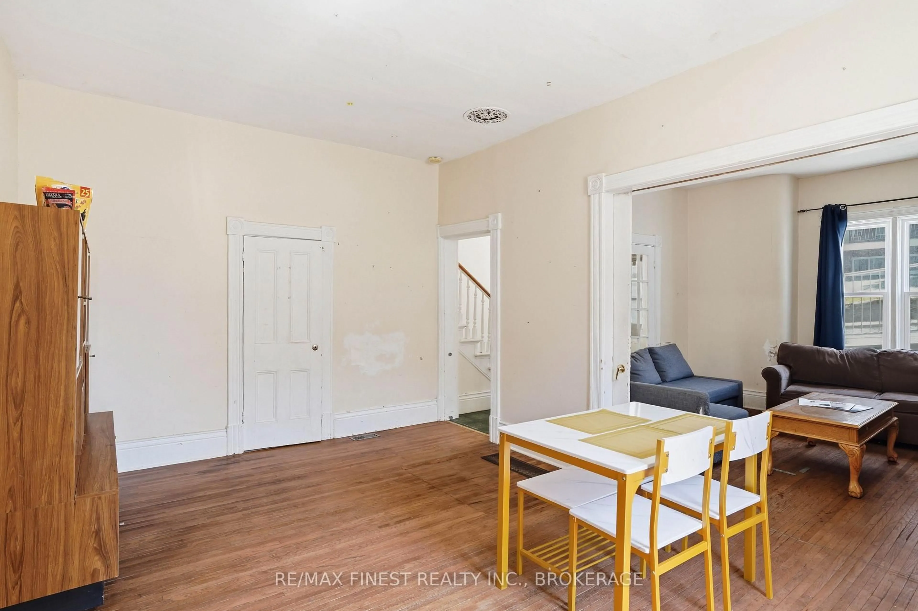 A pic of a room for 46 Catharine St, Belleville Ontario K8P 1L5