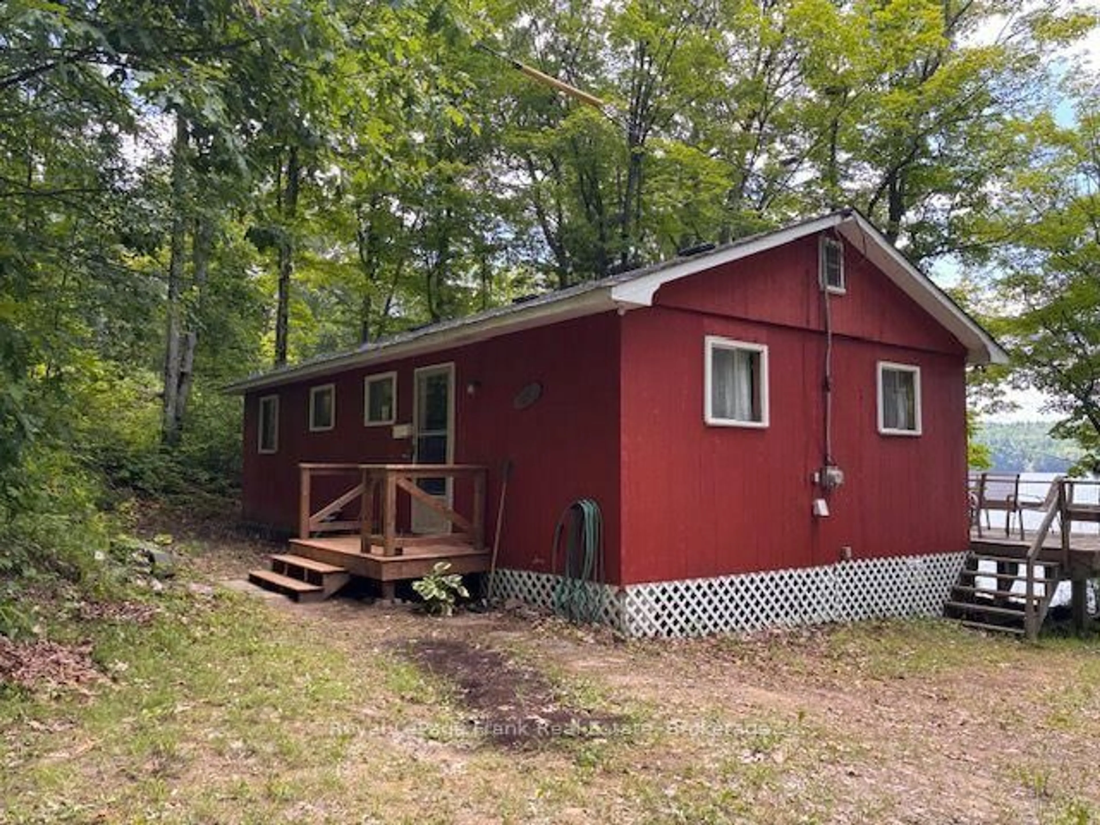 Shed for 275 Faradale Dr, Bancroft Ontario K0L 1C0