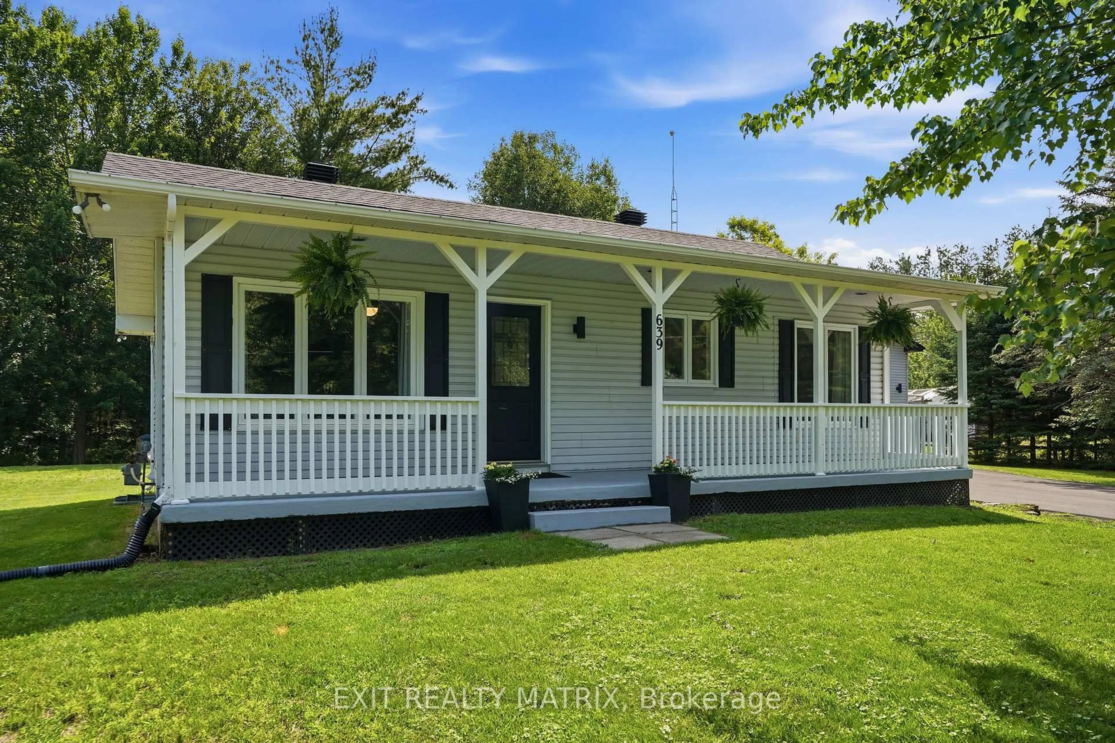 A pic from outside/outdoor area/front of a property/back of a property/a pic from drone, street for 639 Boundary Rd, Alfred and Plantagenet Ontario K0B 1A0