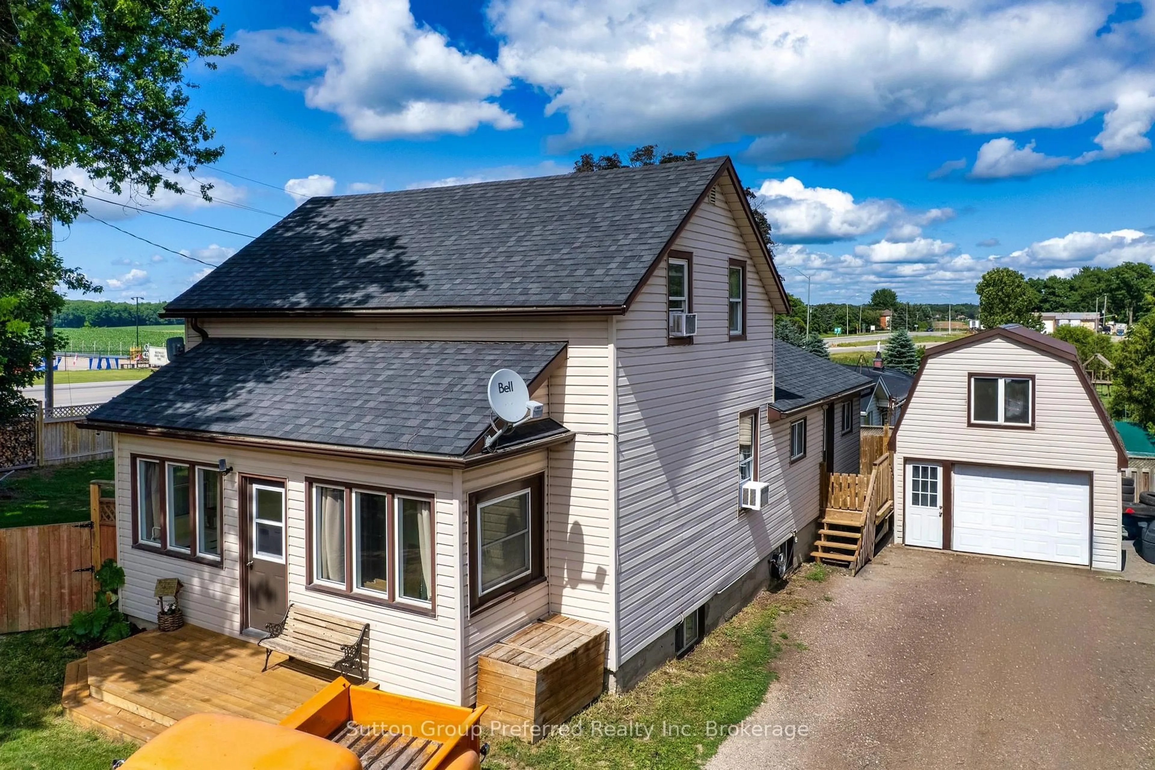 A pic from outside/outdoor area/front of a property/back of a property/a pic from drone, unknown for 685744 Main St, Norwich Ontario N4S 7V9