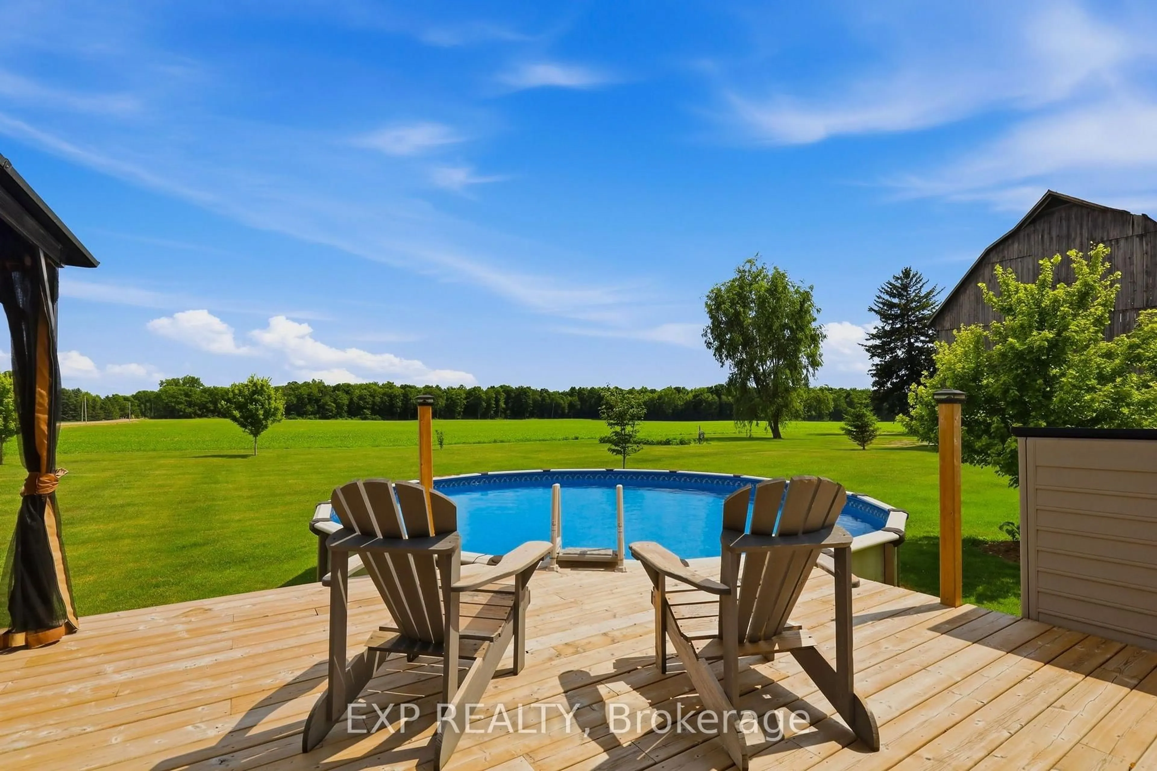 Pool for 22979 Pratt Siding Rd, Southwest Middlesex Ontario N0L 1M0