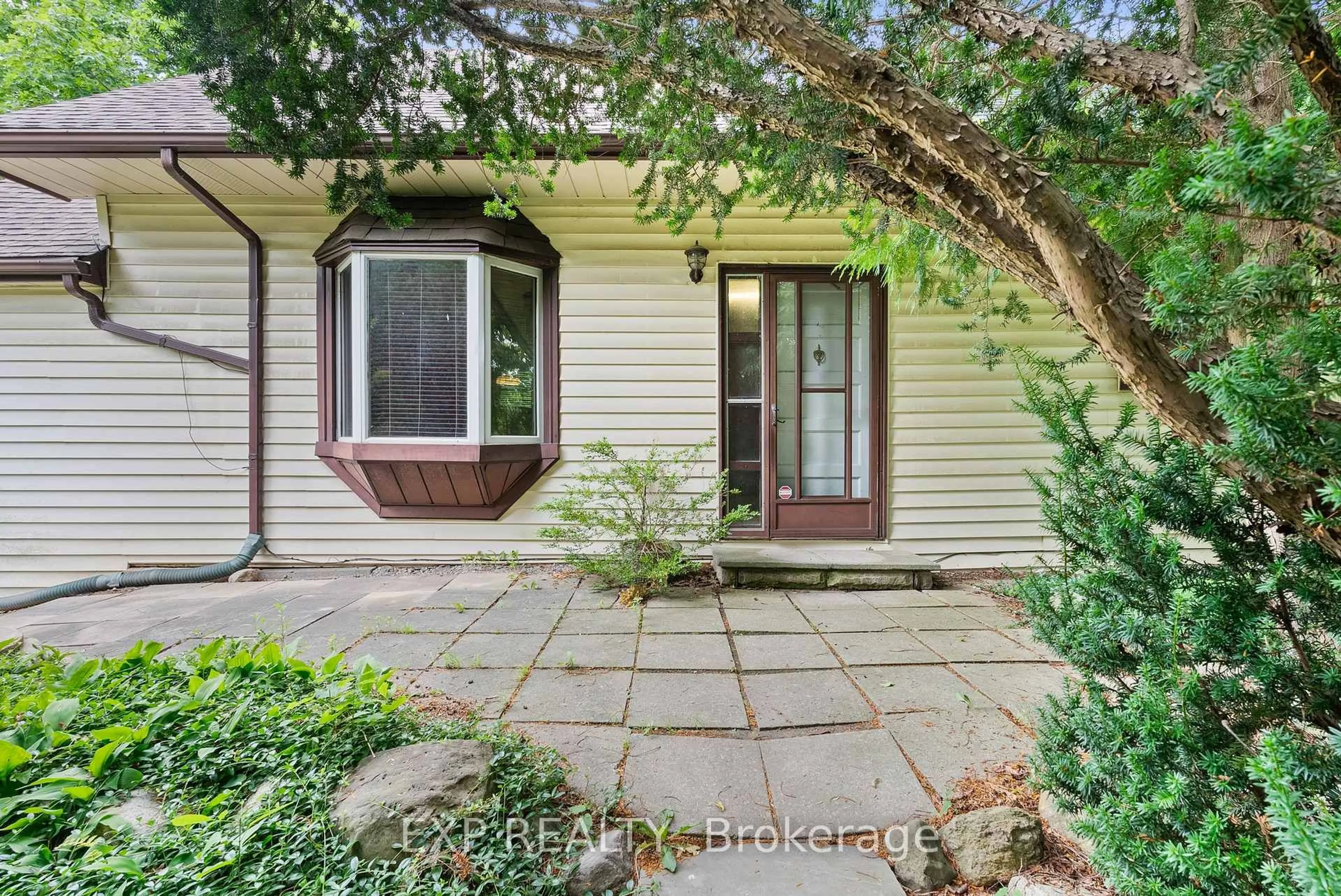 Unknown for 6192 Lyons Creek Rd, Niagara Falls Ontario L2E 6S6