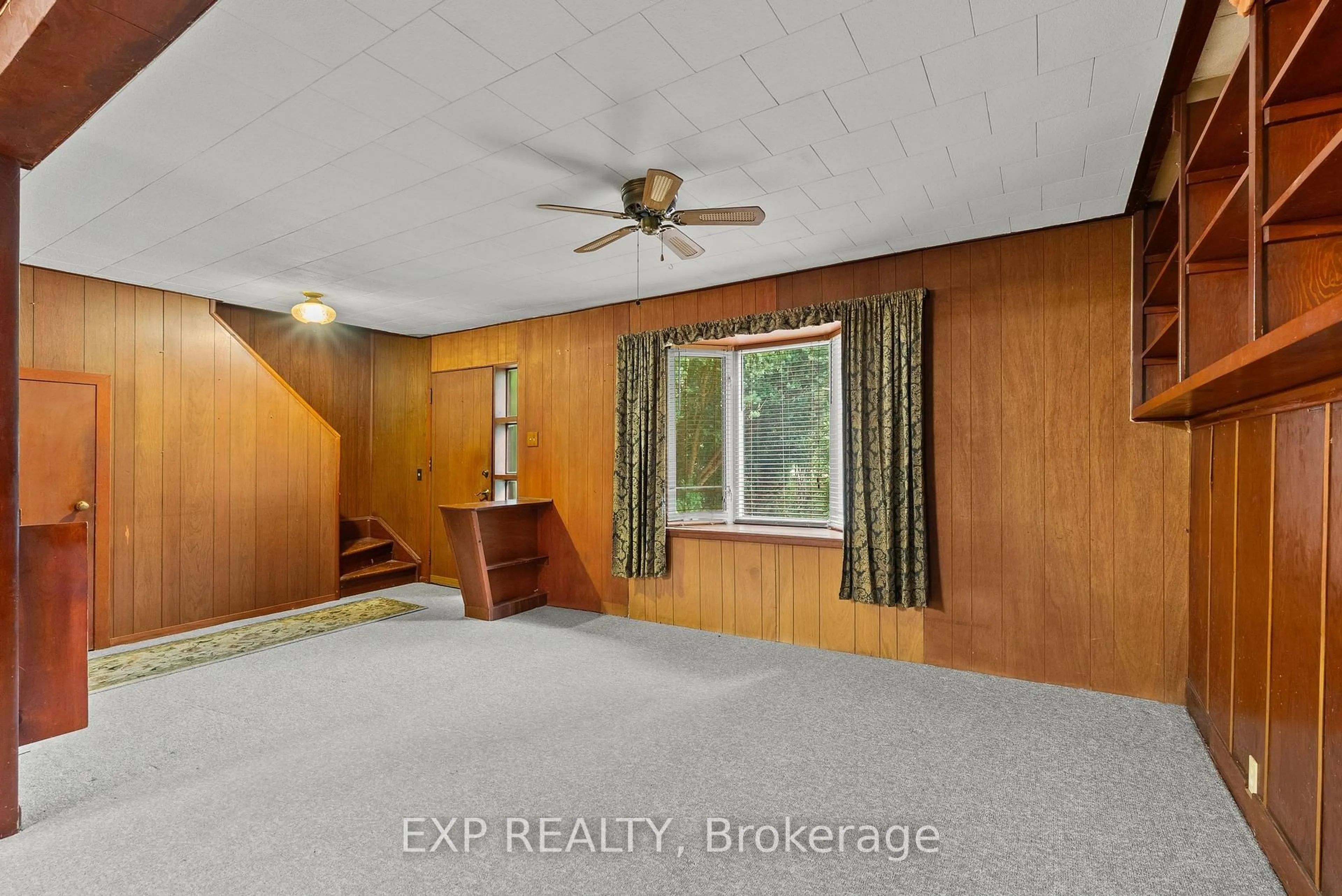 A pic of a room for 6192 Lyons Creek Rd, Niagara Falls Ontario L2E 6S6