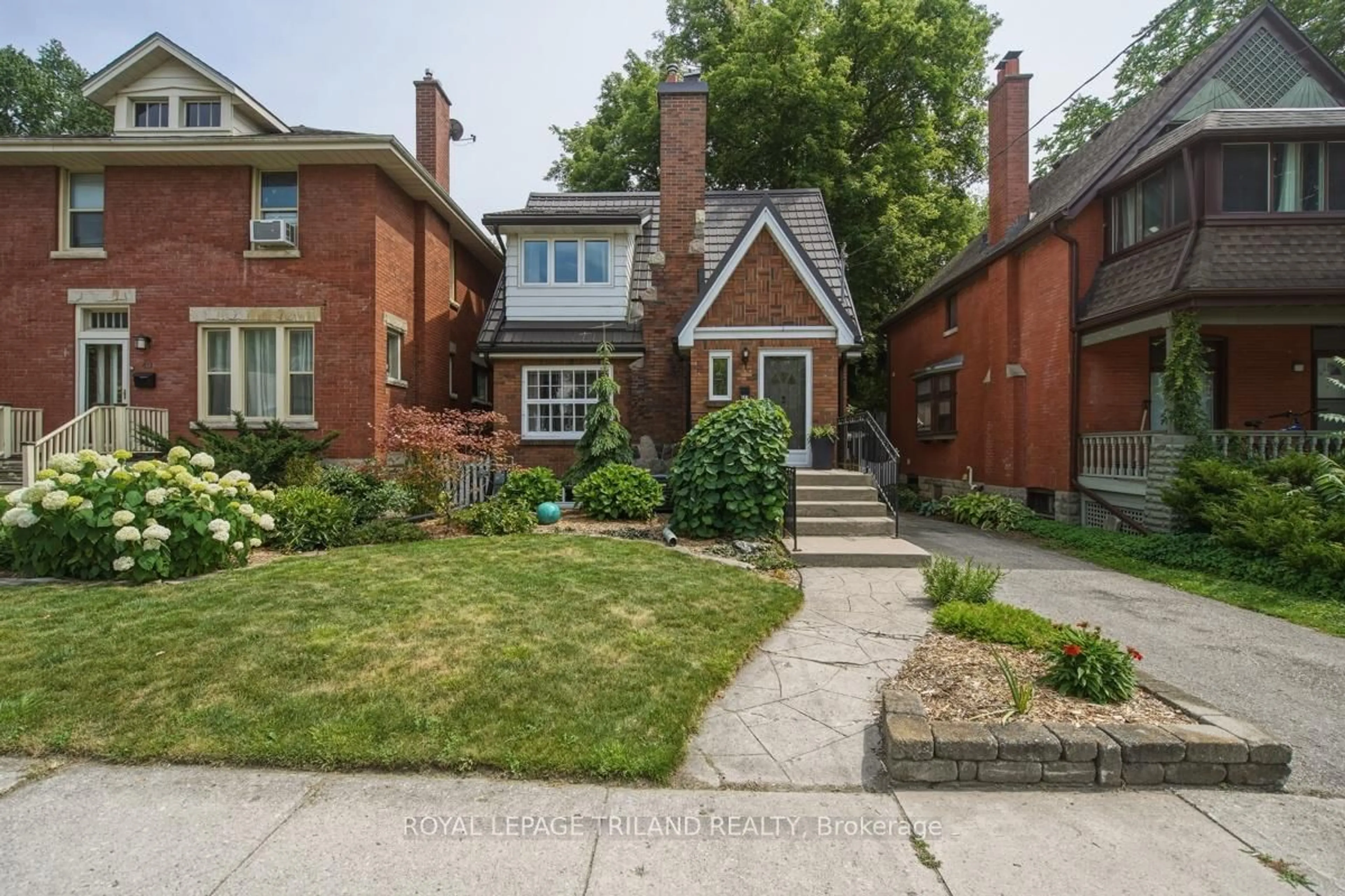 Home with brick exterior material, street for 647 Piccadilly St, London East Ontario N5Y 3H1