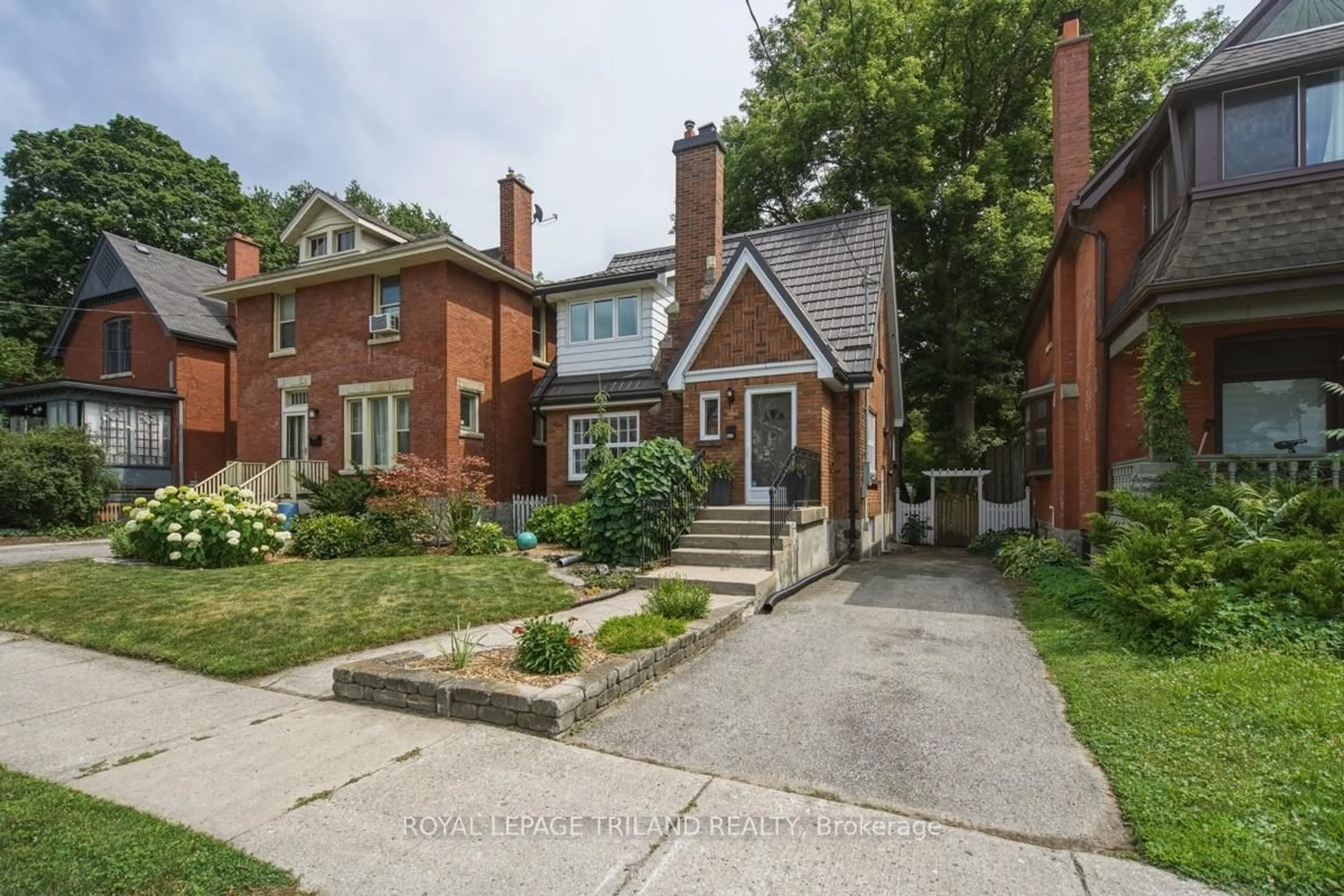 Home with brick exterior material, street for 647 Piccadilly St, London East Ontario N5Y 3H1