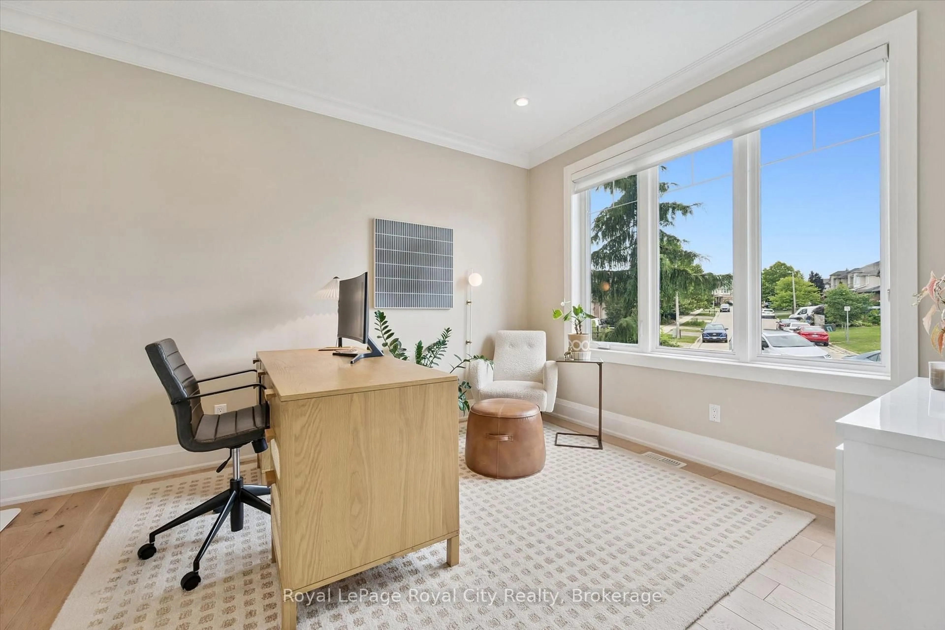 A pic of a room for 22 Hilltop Rd, Guelph Ontario N1E 7L4