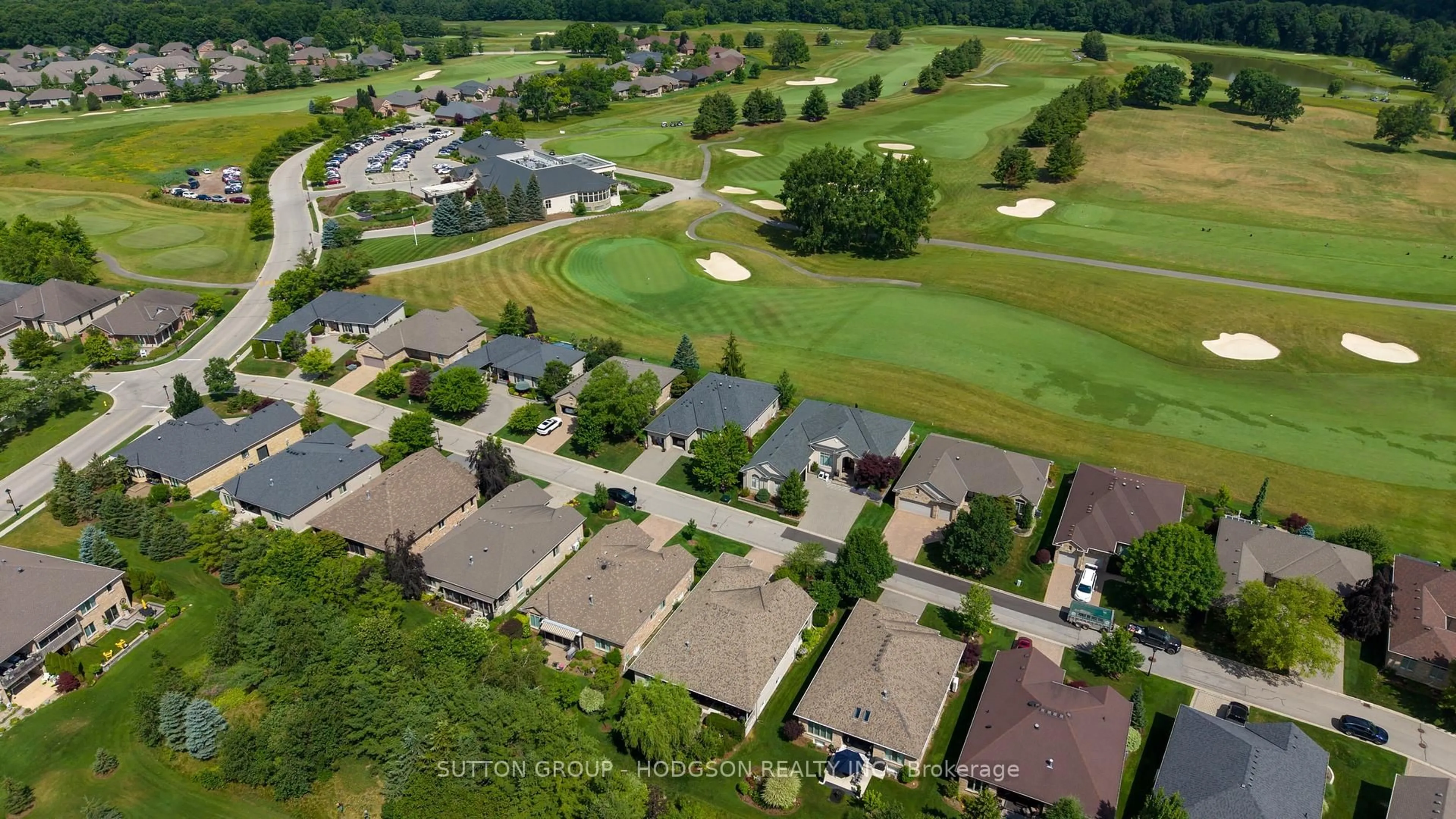 A pic from outside/outdoor area/front of a property/back of a property/a pic from drone, unknown for 2169 Jack Nash Dr, London South Ontario N6K 5R1