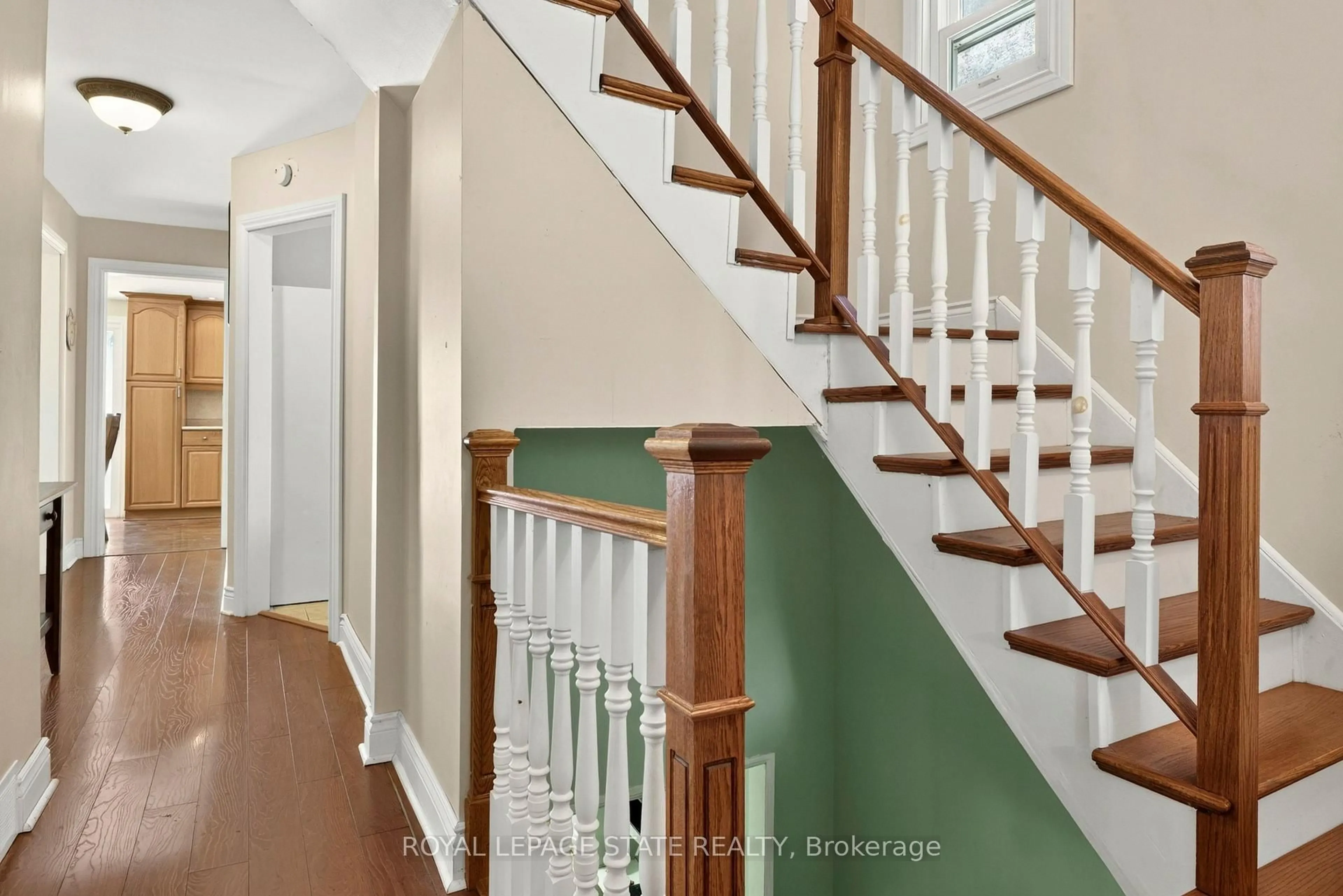 Indoor entryway for 47 Witherspoon St, Hamilton Ontario L9H 2C4