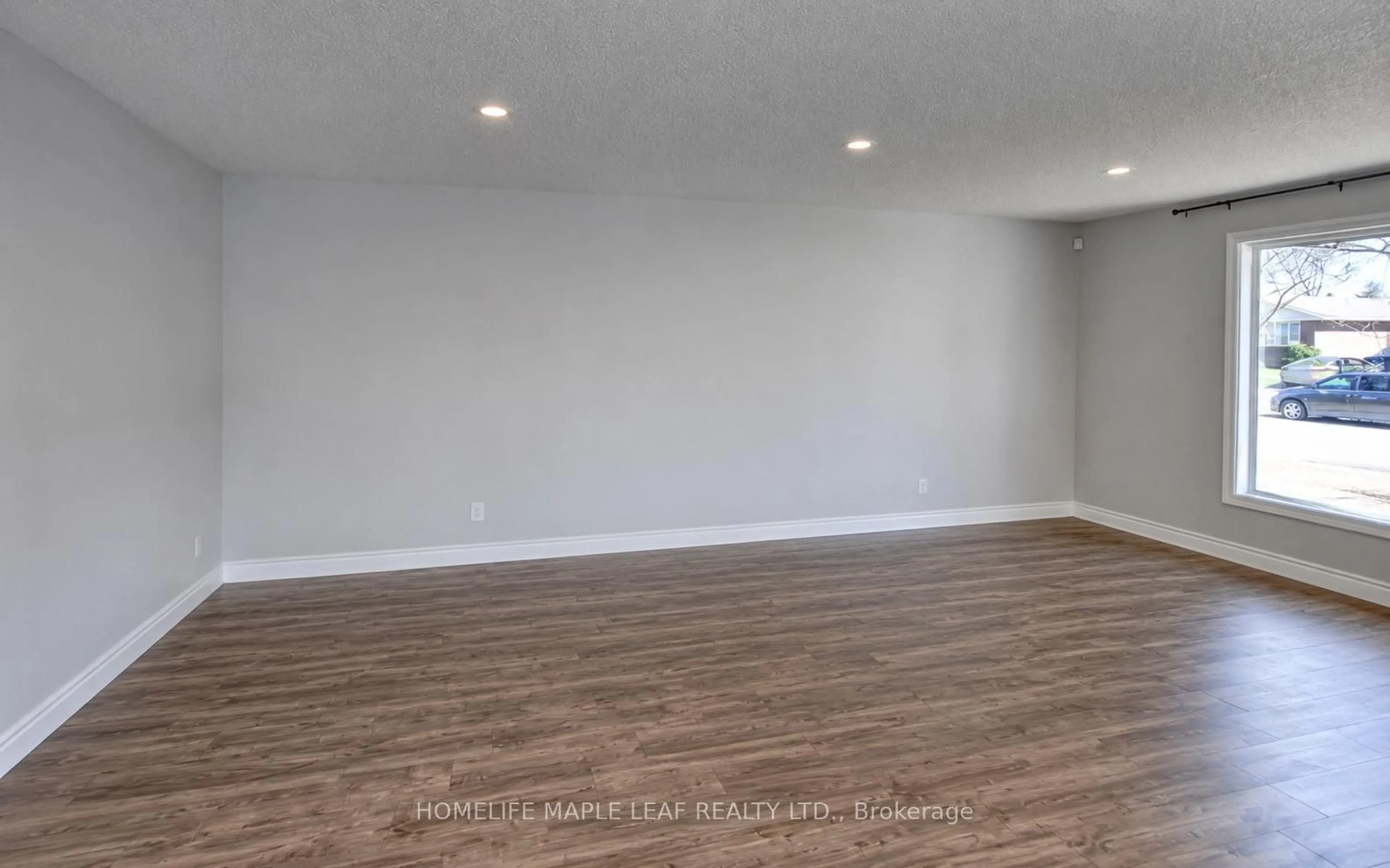 A pic of a room for 23 Barrett Cres, London South Ontario N6E 1T4