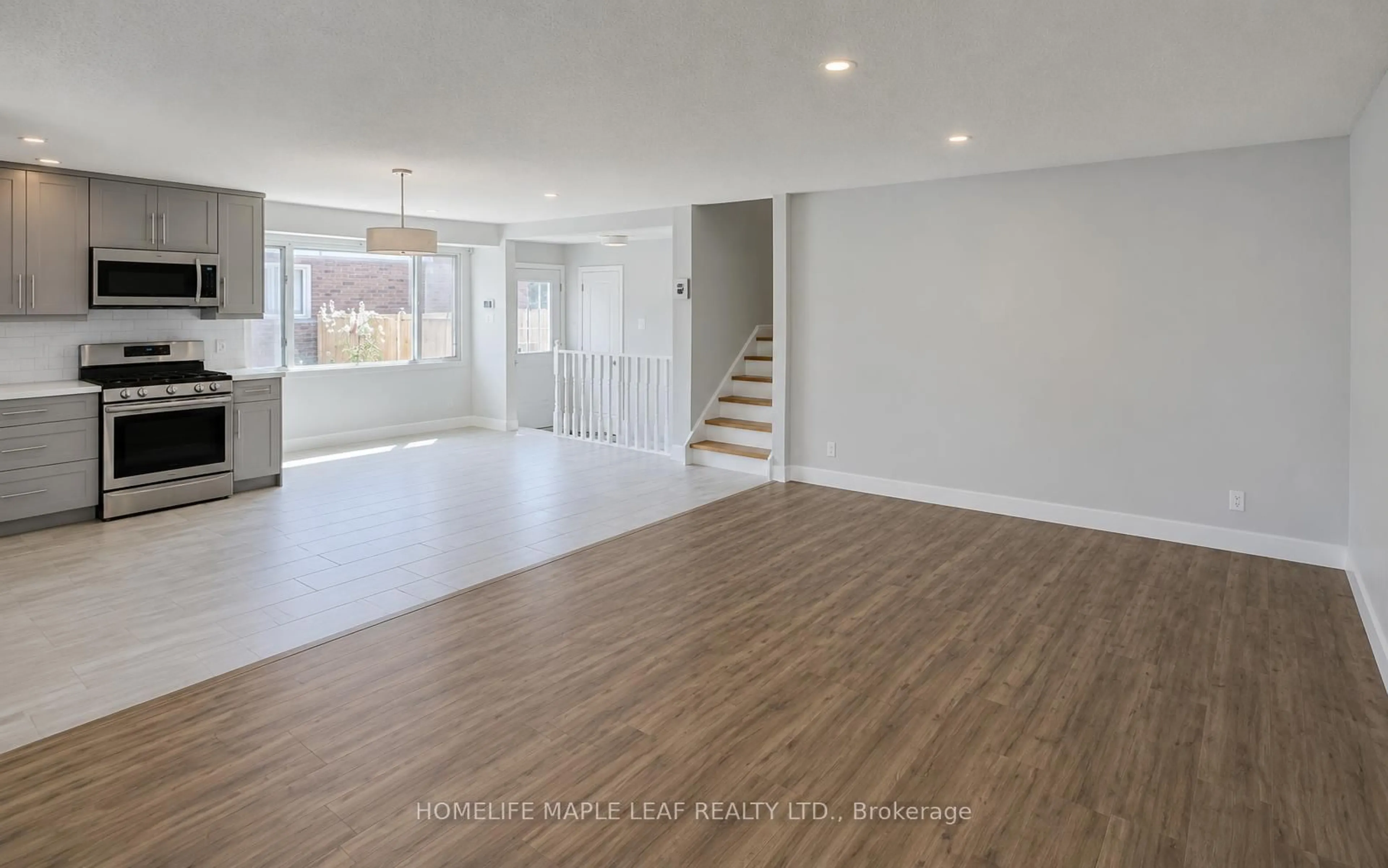 Unknown for 23 Barrett Cres, London South Ontario N6E 1T4