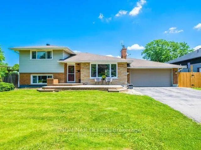 16 Woodmount Dr, St. Catharines 2