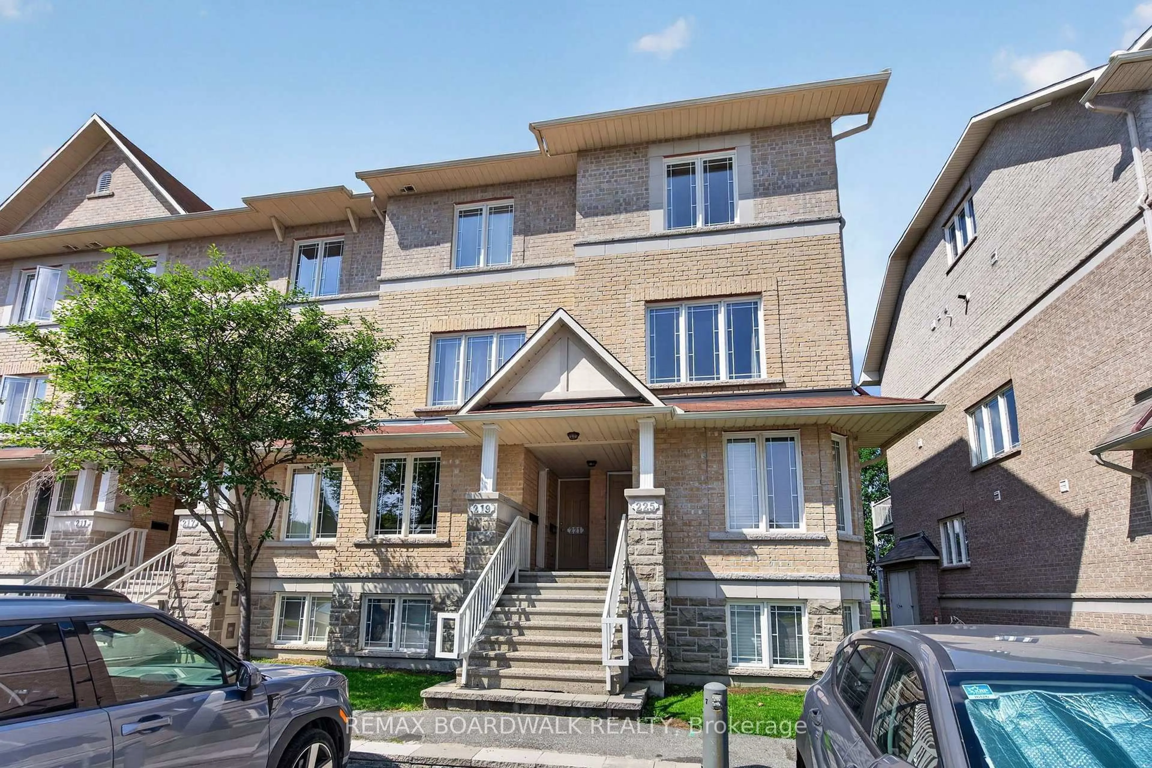 Home with brick exterior material, building for 223 Paseo Private, Ottawa Ontario K2G 4N5