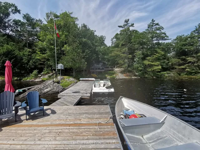 345 Healey Lake Water, The Archipelago 4