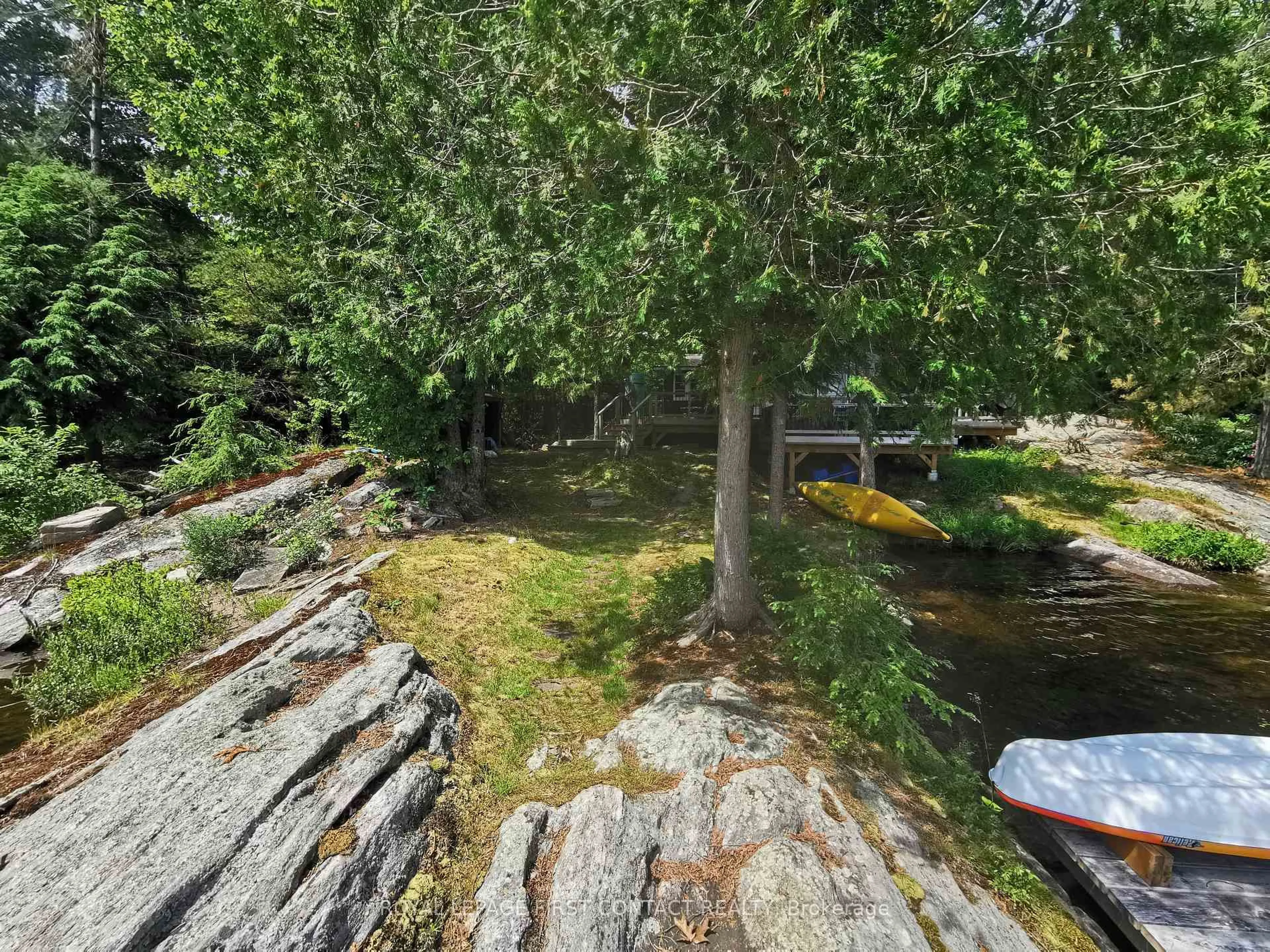 A pic from outside/outdoor area/front of a property/back of a property/a pic from drone, water/lake/river/ocean view for 345 Healey Lake Water, The Archipelago Ontario P0C 1H0