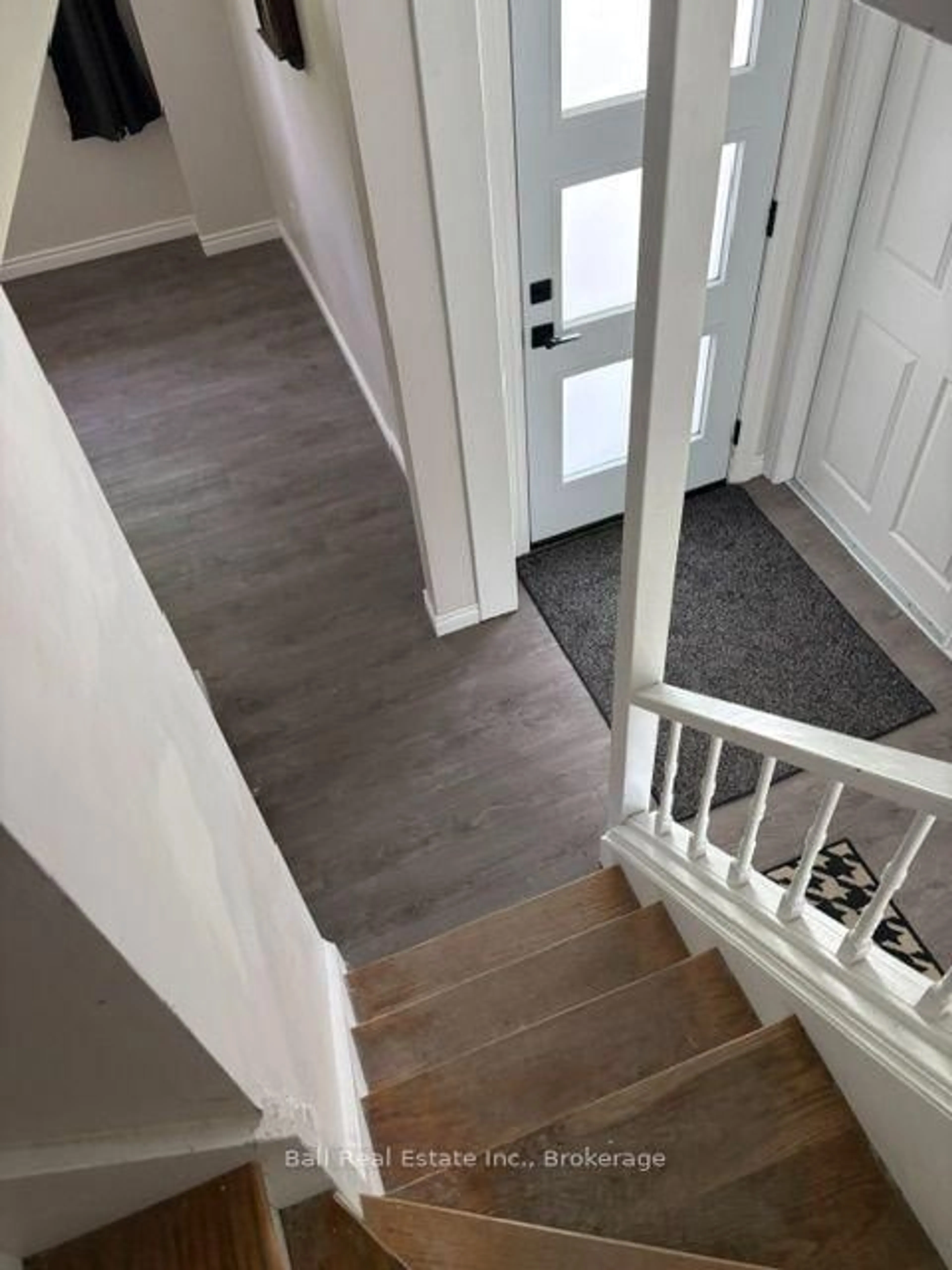 Indoor entryway for 2988 County Rd 44, Havelock-Belmont-Methuen Ontario K0L 1Z0