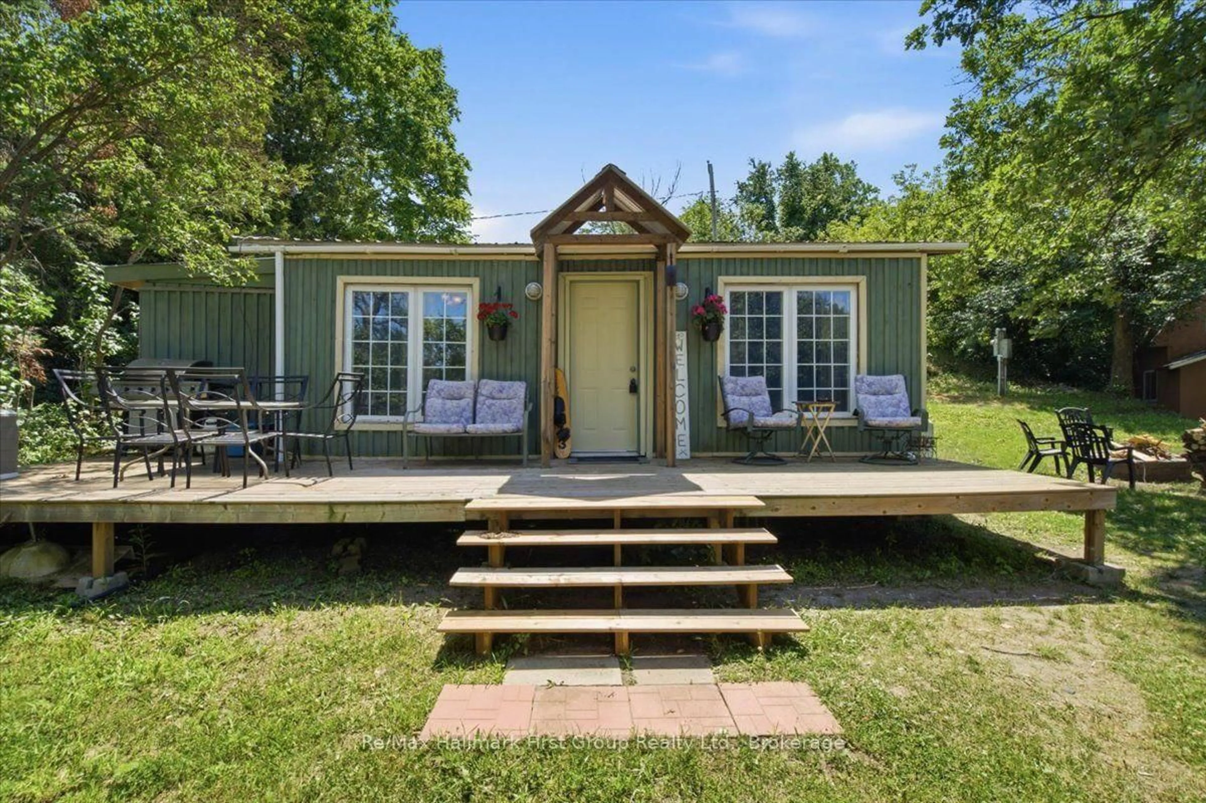Patio, building for 28 Birch Lane, Tweed Ontario K0K 3J0