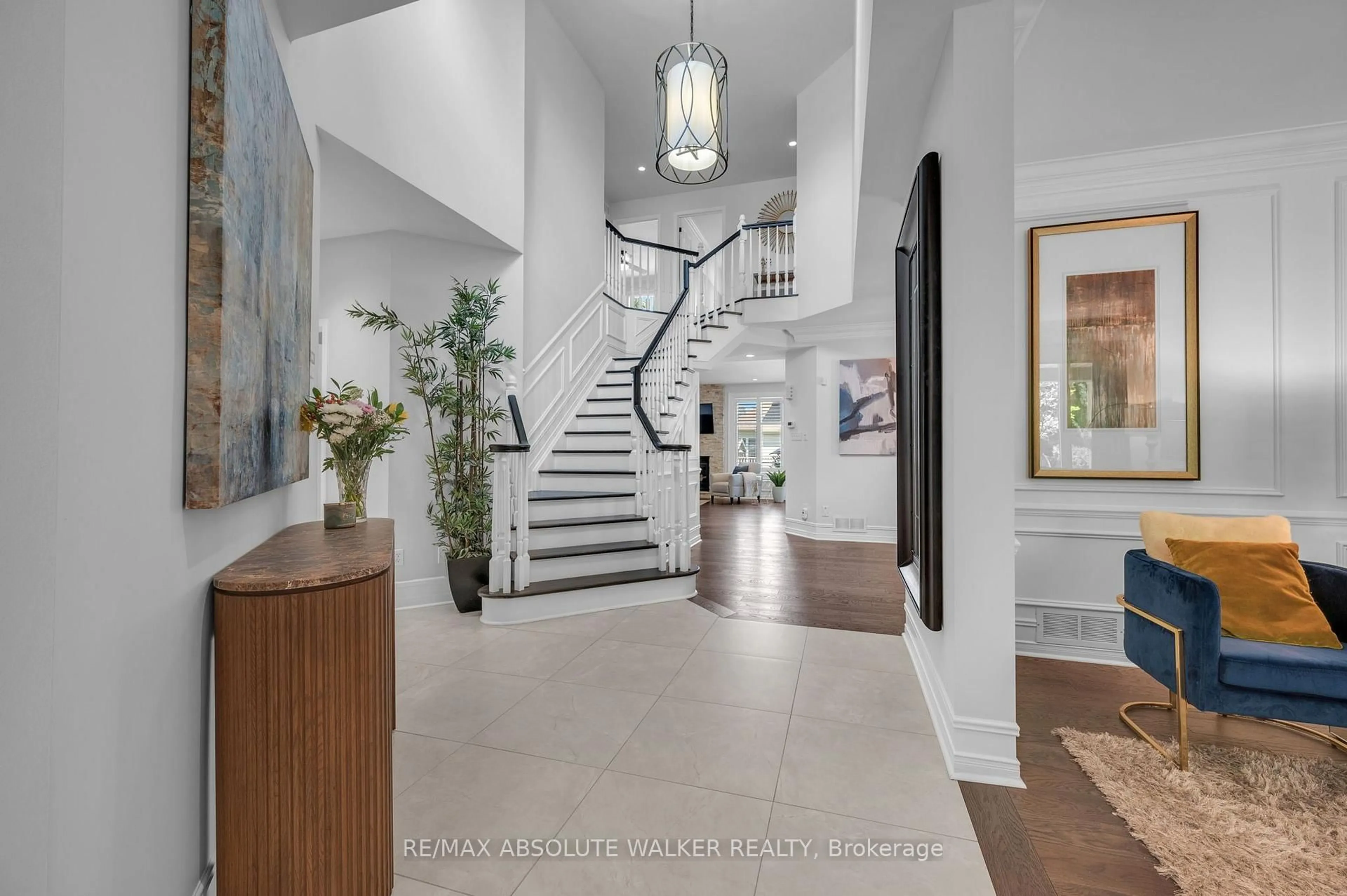 Unknown for 2207 Sandman Cres, Ottawa Ontario K4A 4V6