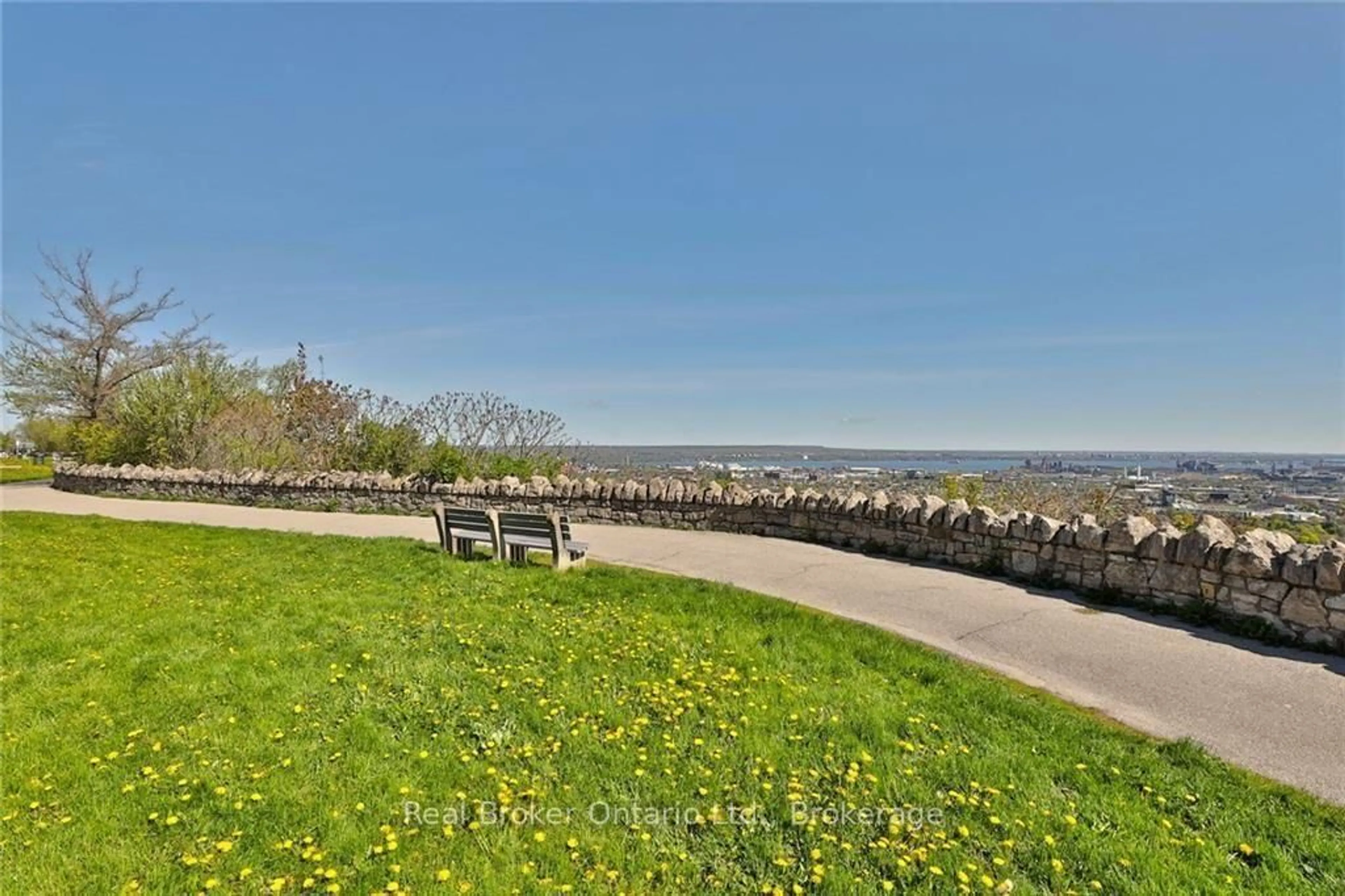 Patio, water/lake/river/ocean view for 5 East 36th St #312B, Hamilton Ontario L8V 3Y6