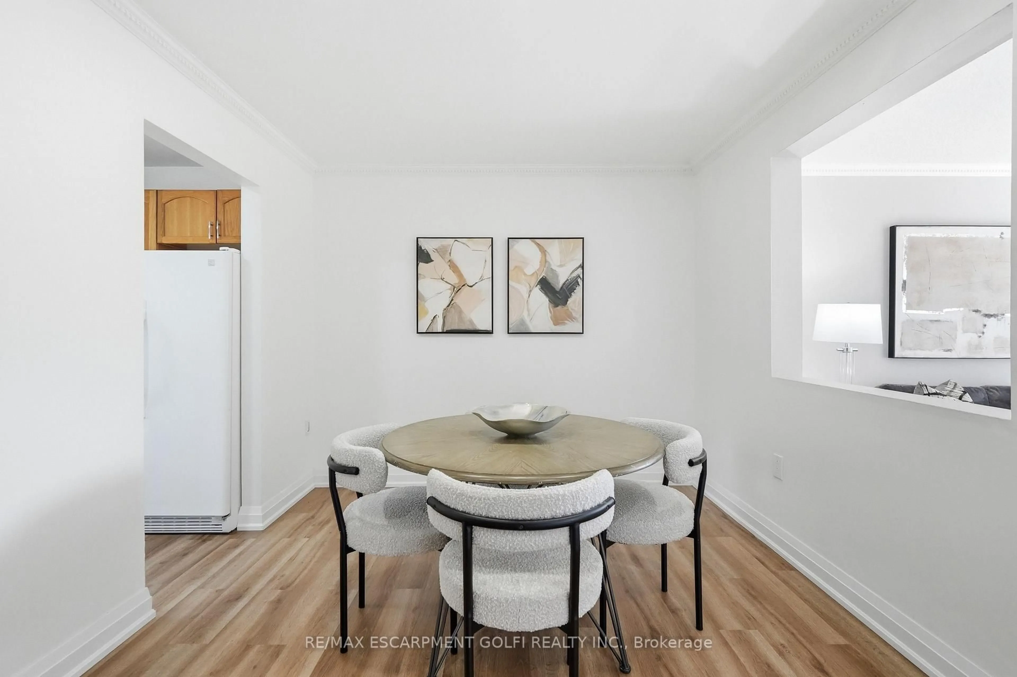 Dining room, unknown for 10 Angus Rd #17, Hamilton Ontario L8K 6K3