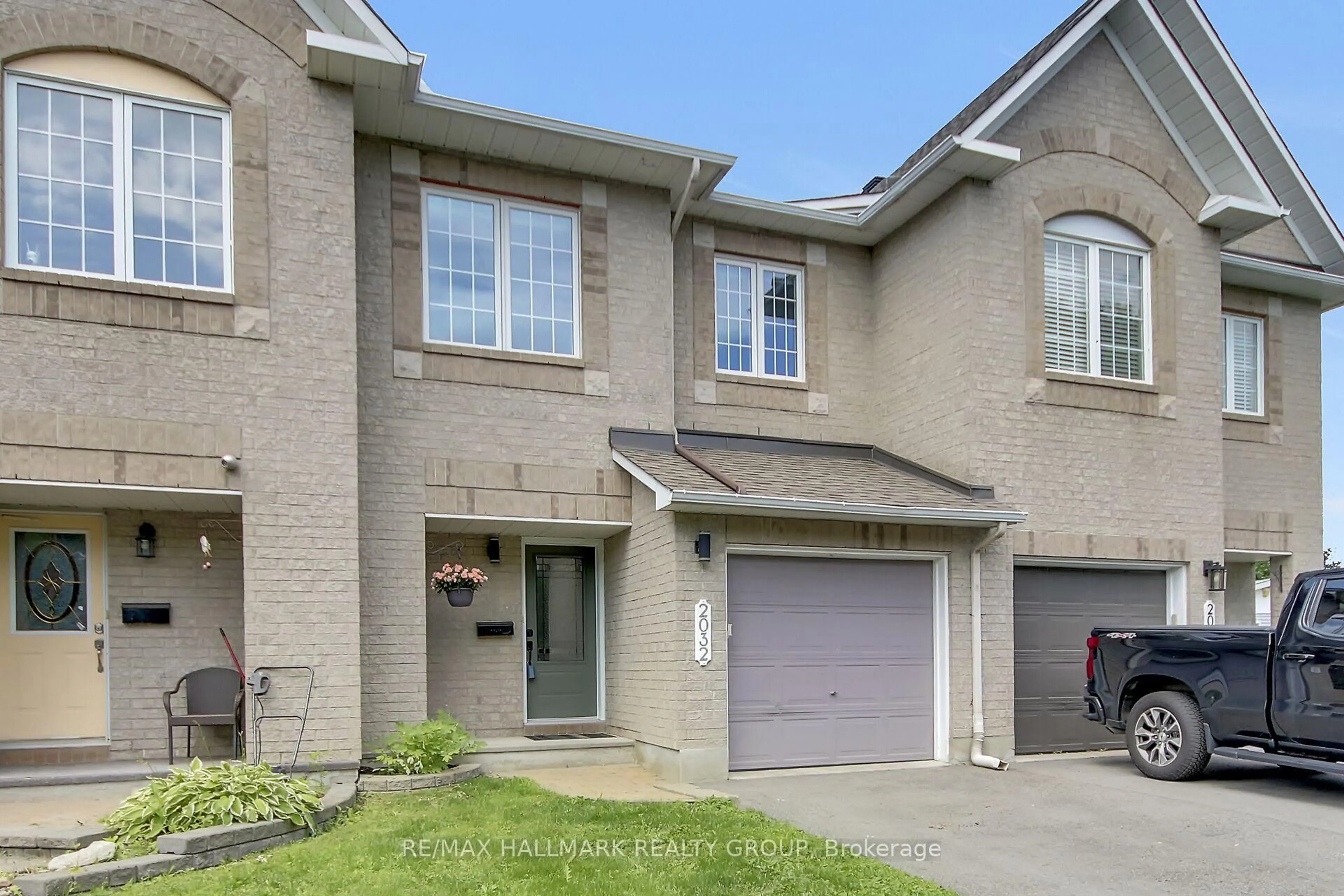 Home with brick exterior material, street for 2032 Dorima St, Ottawa Ontario K4A 3J7