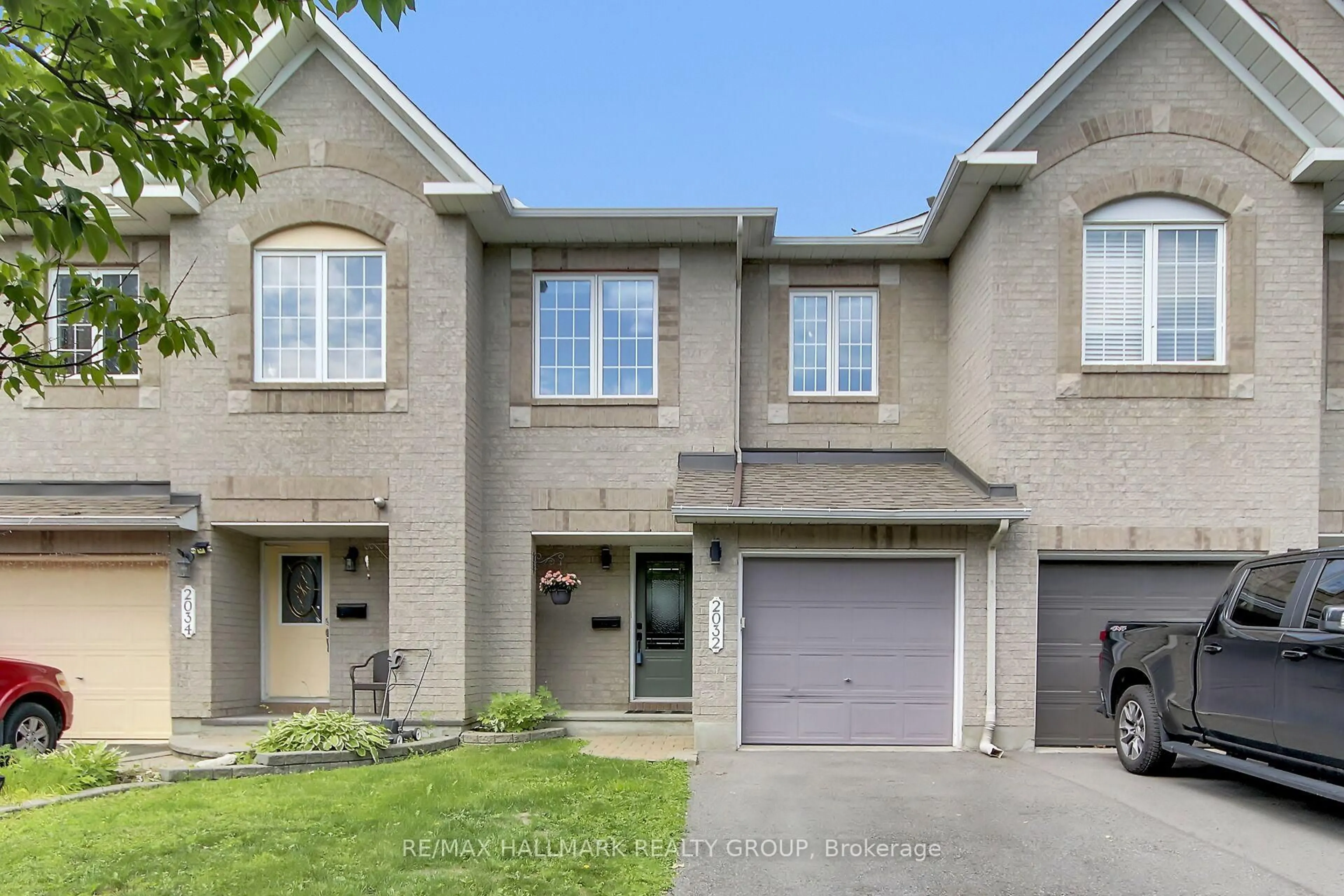 Unknown for 2032 Dorima St, Ottawa Ontario K4A 3J7
