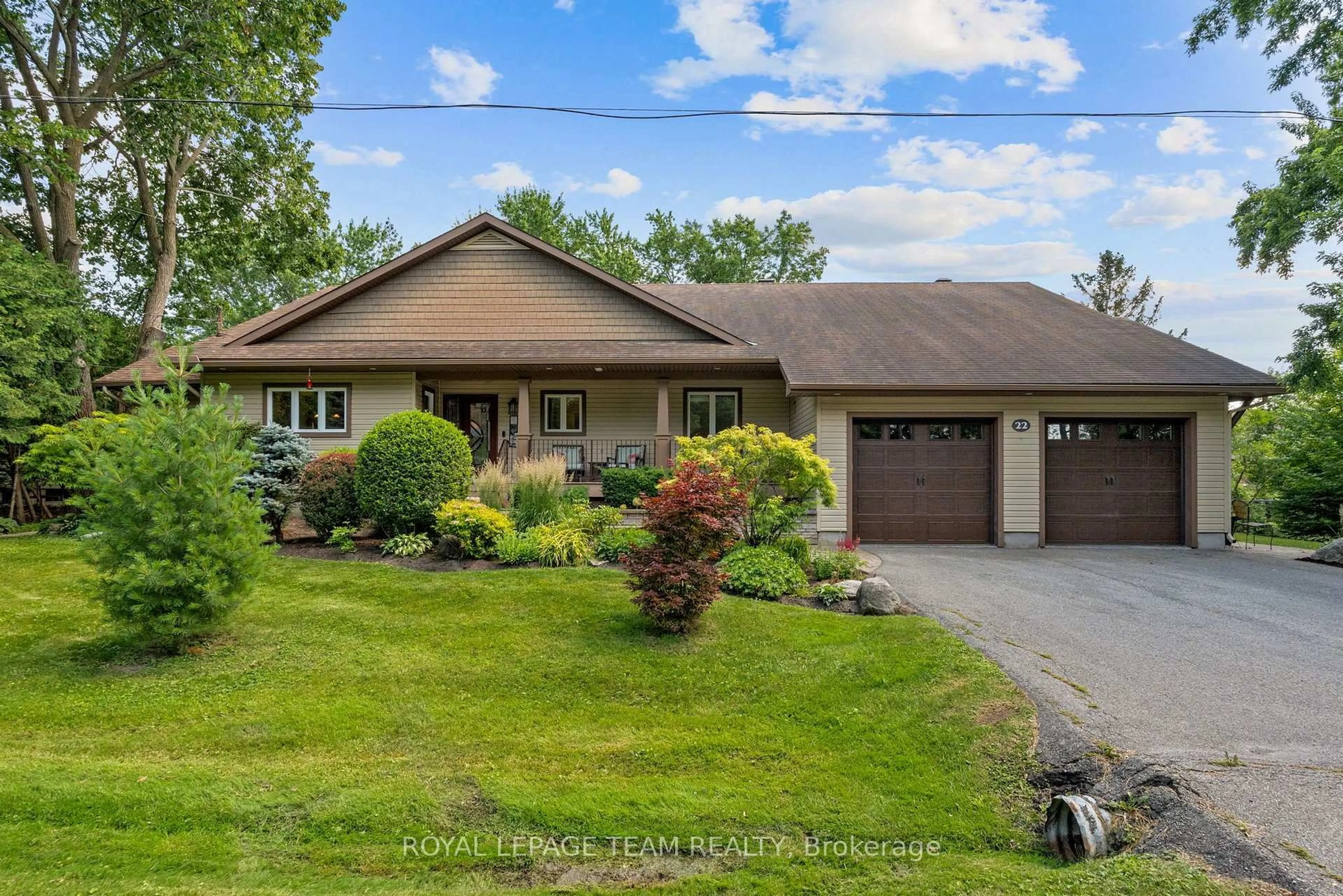 Unknown for 22 Honey Gables Dr, Ottawa Ontario K1V 1H5