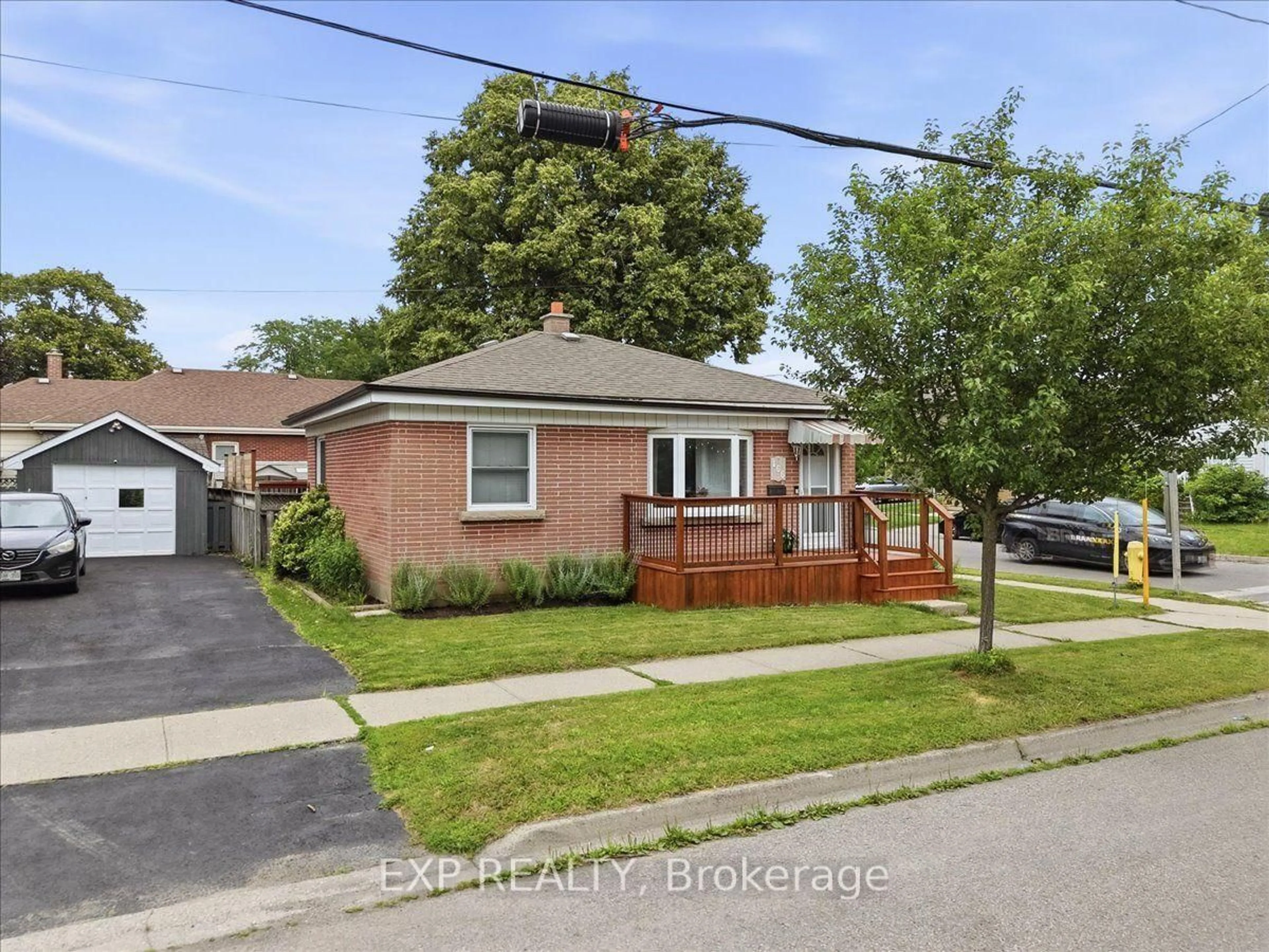 Home with brick exterior material, street for 166 Catharine Ave, Brantford Ontario N3T 1Y7