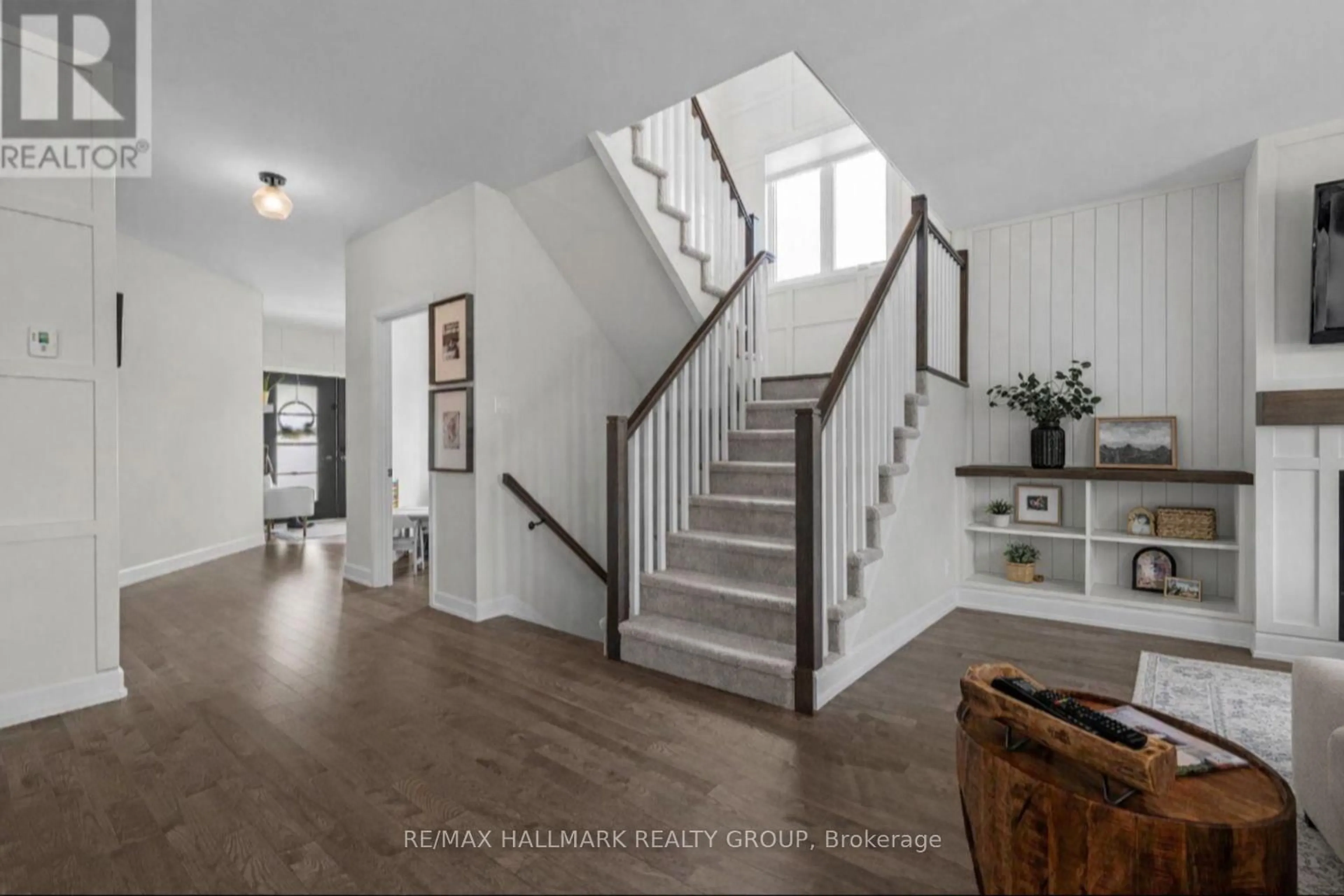 Stairs for 104 Duncanville St, Russell Ontario K4R 0G3