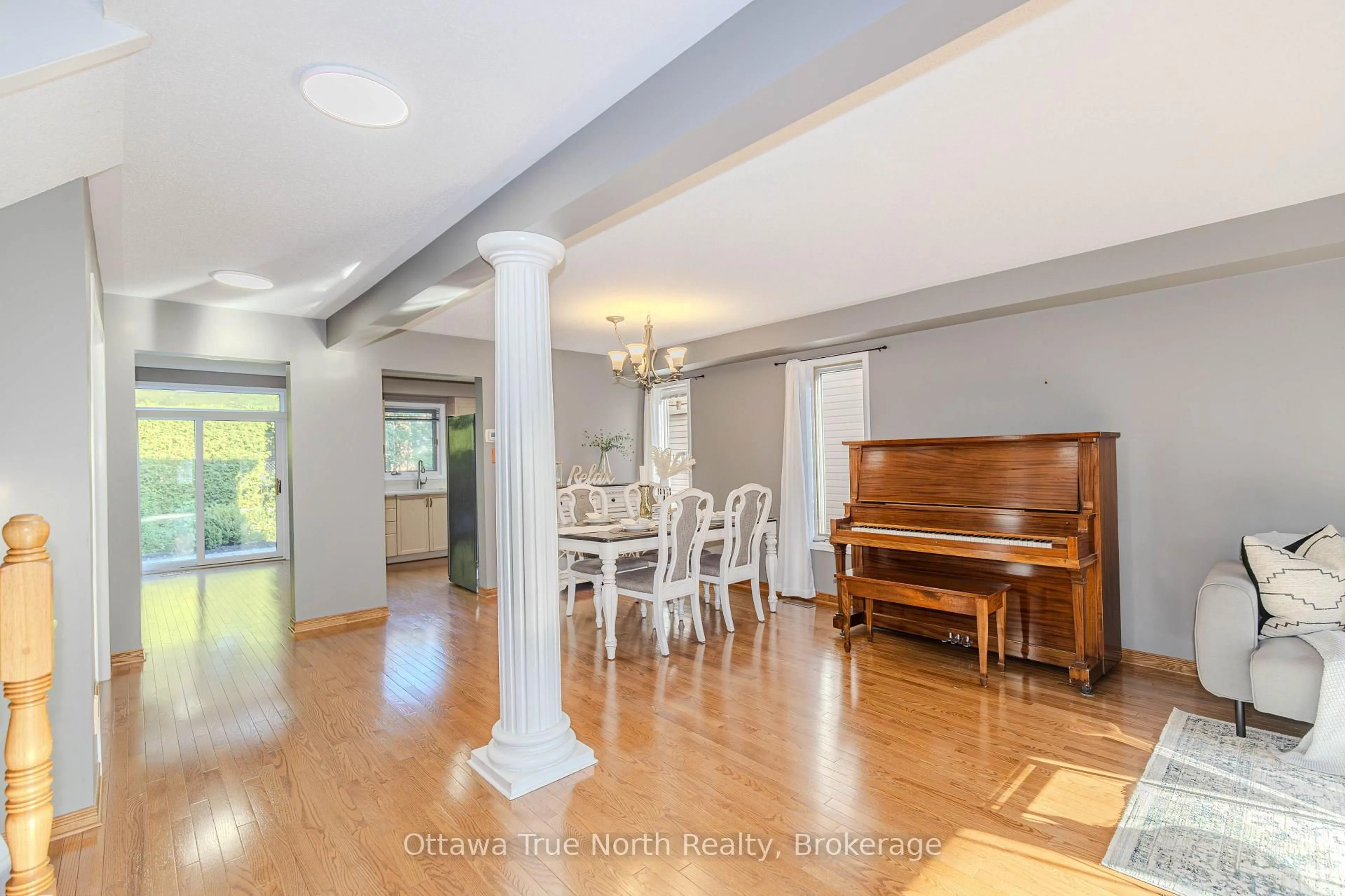 Dining room, unknown for 282 Knudson Dr, Kanata Ontario K2K 2N8