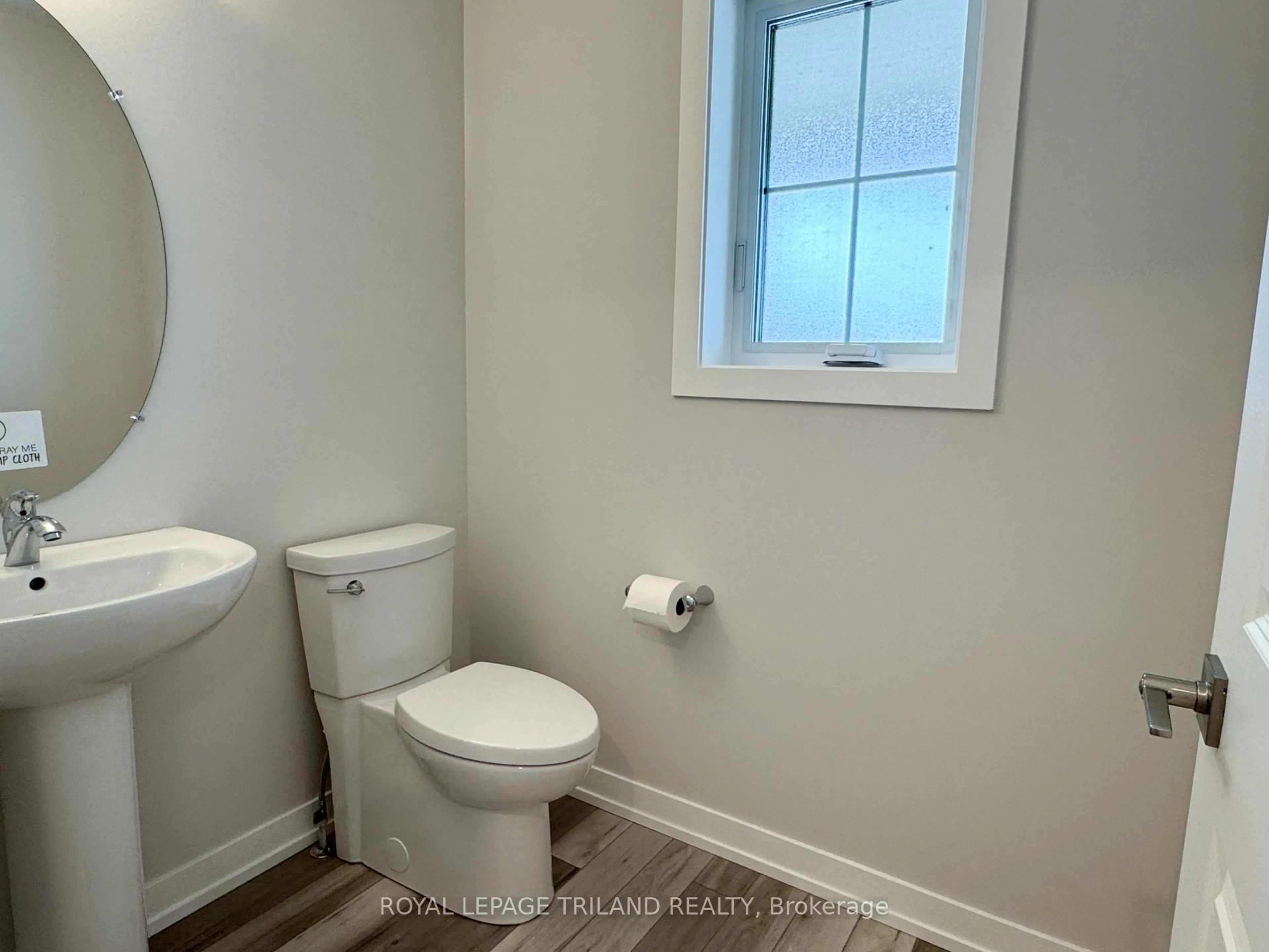 A pic of a room for 117 Styles Dr, St. Thomas Ontario N5R 0N8