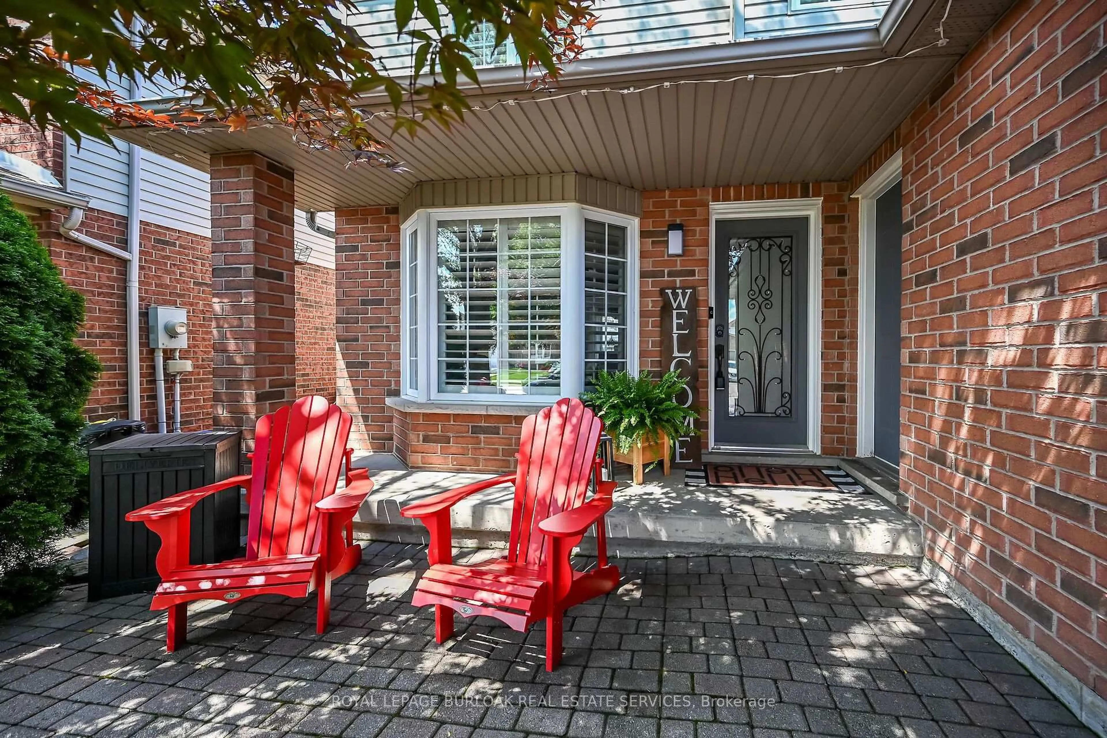 Patio, street for 23 Morgante Crt, Hamilton Ontario L9B 2W9