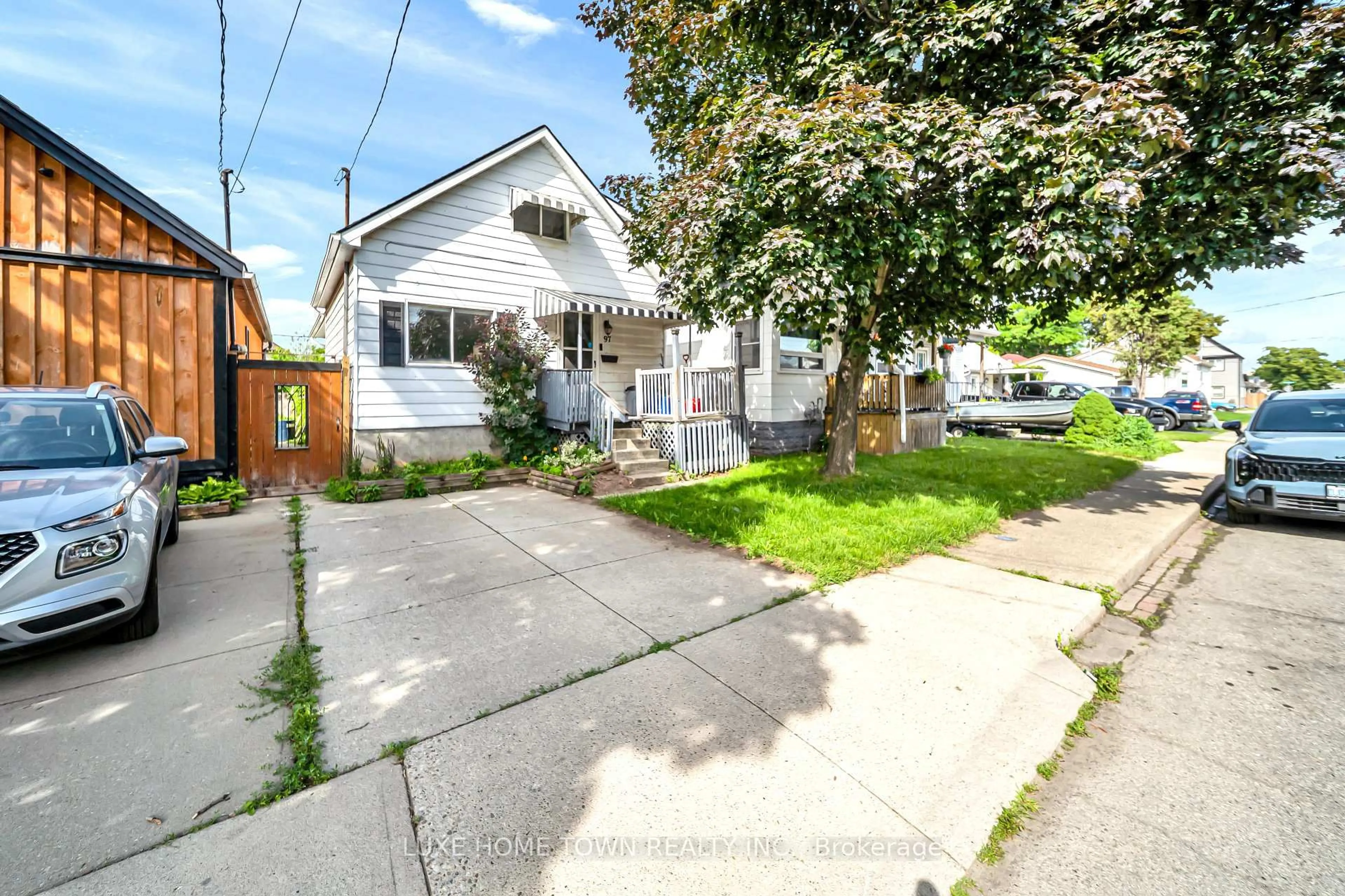 Unknown for 97 Hope Ave, Hamilton Ontario L8H 2E5