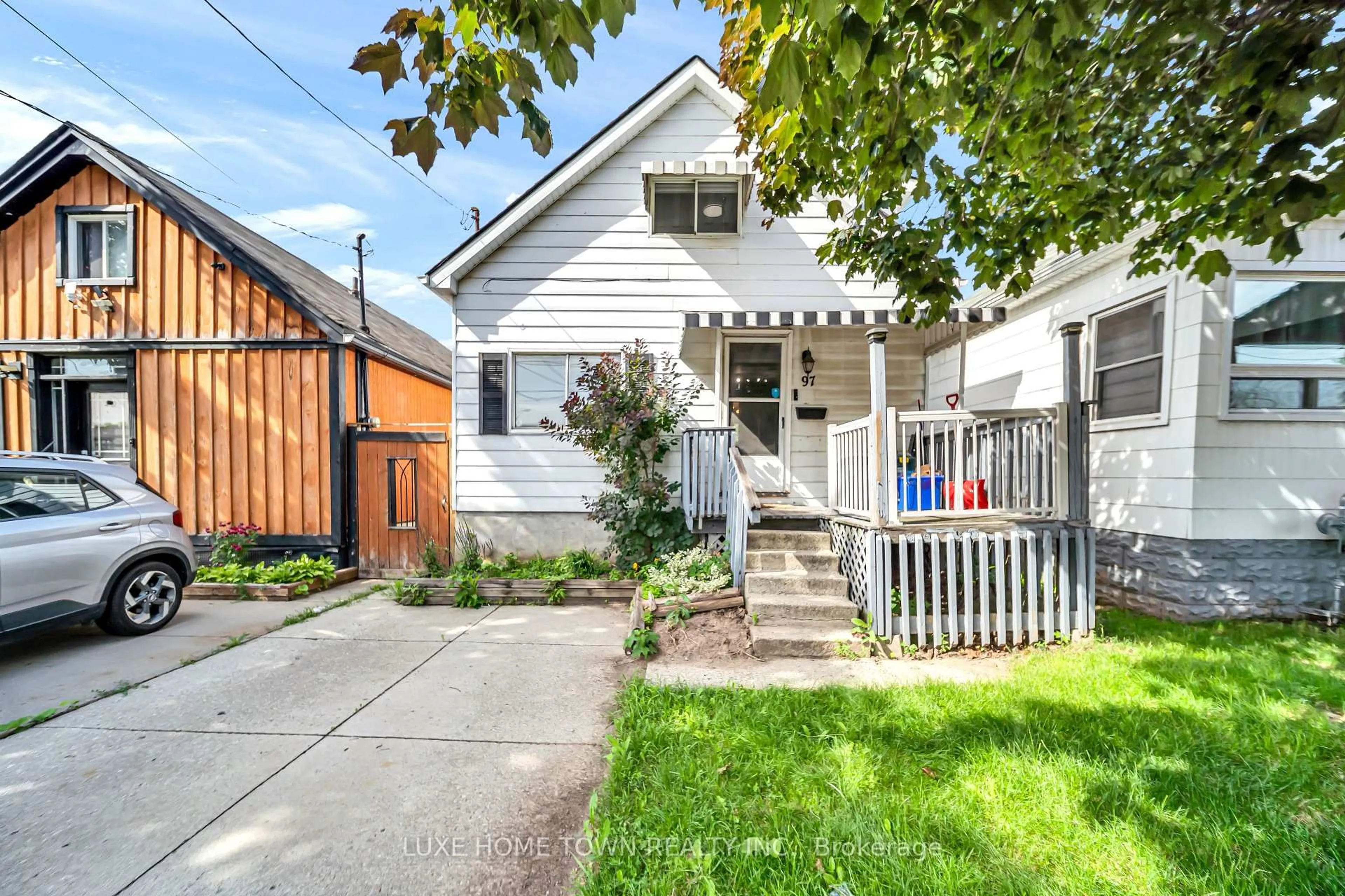 Unknown for 97 Hope Ave, Hamilton Ontario L8H 2E5
