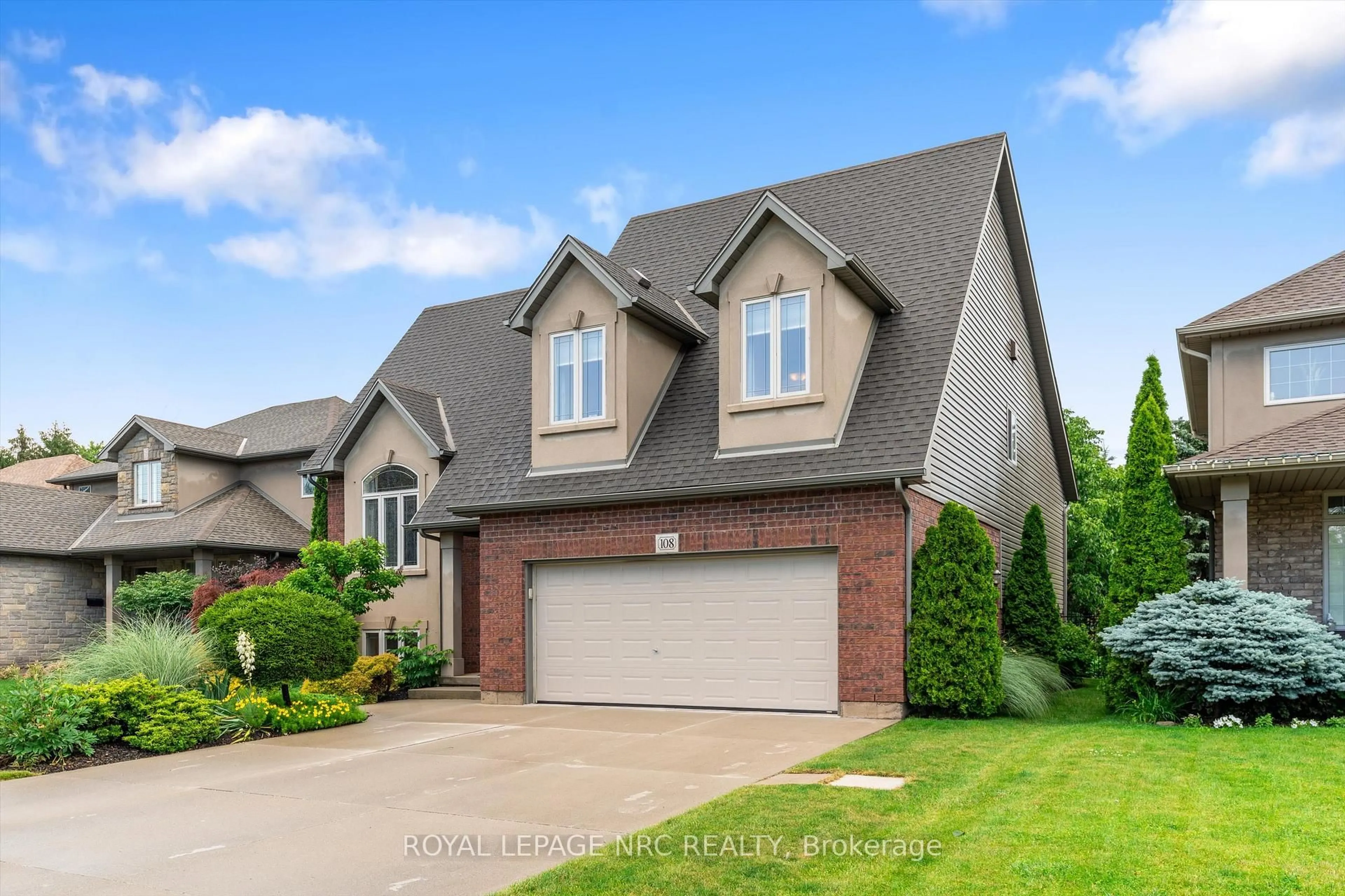Home with brick exterior material, street for 108 Michael Dr, Welland Ontario L3C 0A7
