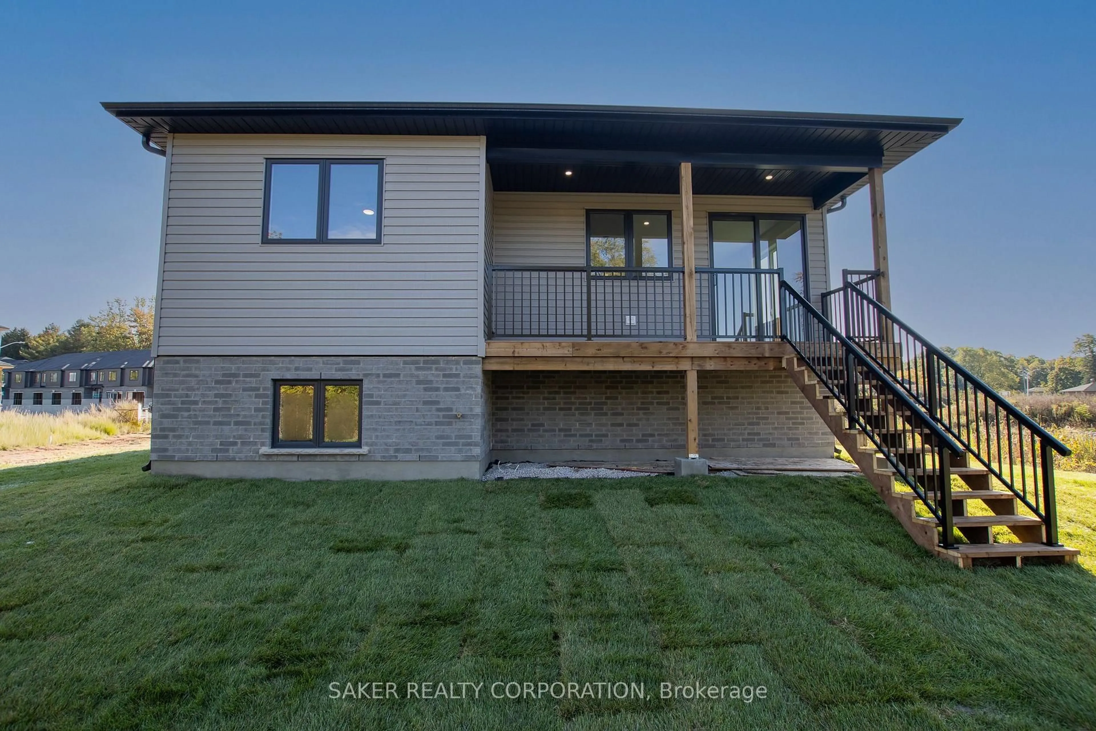 Unknown for 540 REGENT St, Strathroy-Caradoc Ontario N0L 1W0