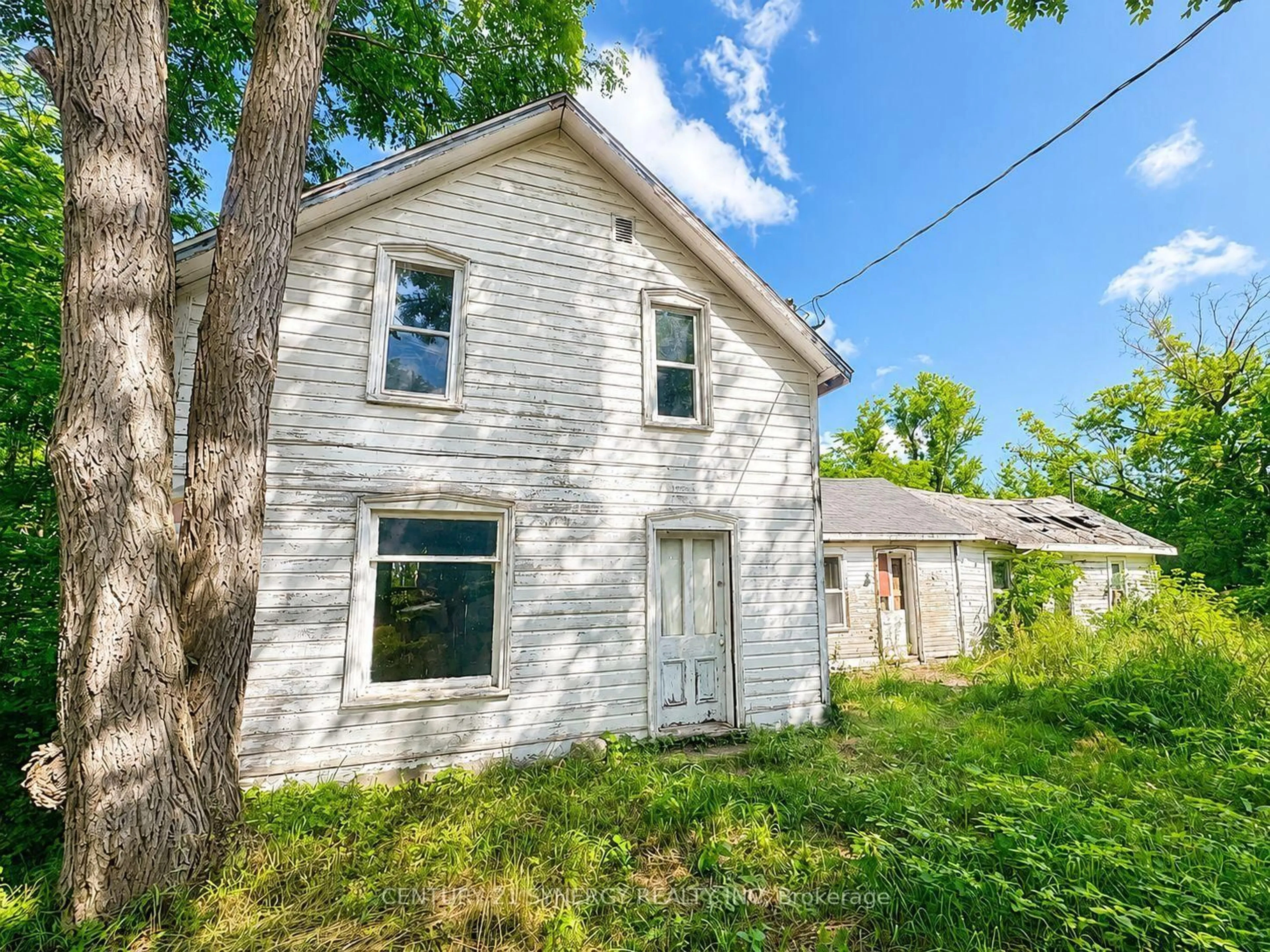 A pic from outside/outdoor area/front of a property/back of a property/a pic from drone, building for 30 Kitley South Elmsley Townline Rd, Rideau Lakes Ontario K0G 1L0