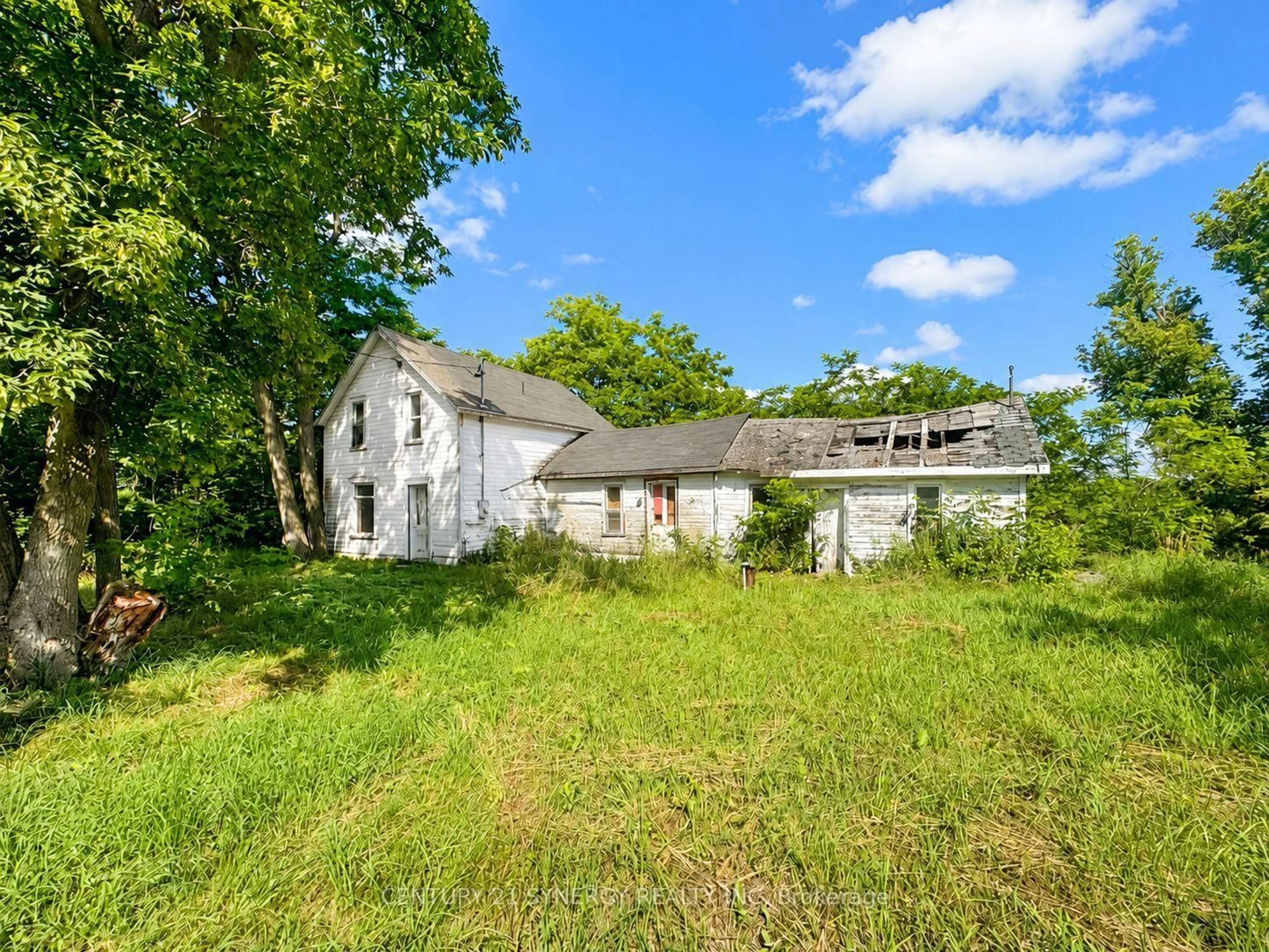 A pic from outside/outdoor area/front of a property/back of a property/a pic from drone, building for 30 Kitley South Elmsley Townline Rd, Rideau Lakes Ontario K0G 1L0
