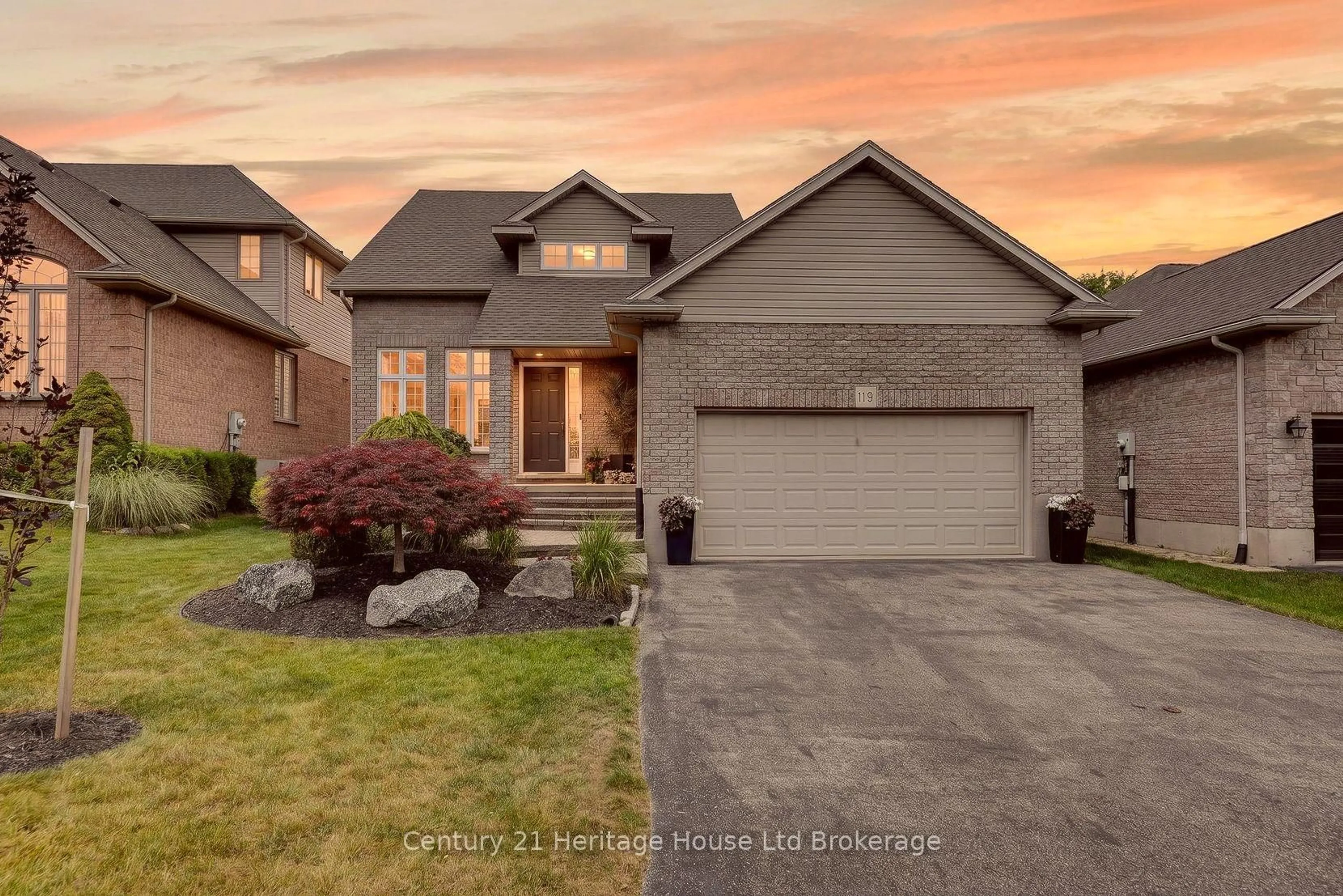 Home with brick exterior material, street for 119 Southview Crt, Woodstock Ontario N4S 9A5