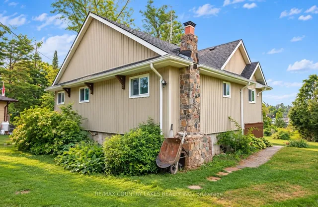 16 Hummingbird Lane, Kawartha Lakes 4