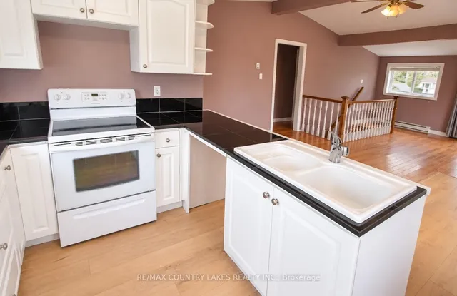 16 Hummingbird Lane, Kawartha Lakes 3