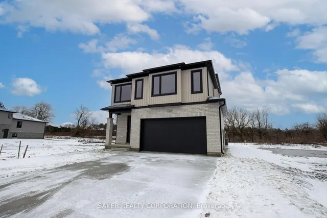 536 REGENT St, Strathroy-Caradoc 2