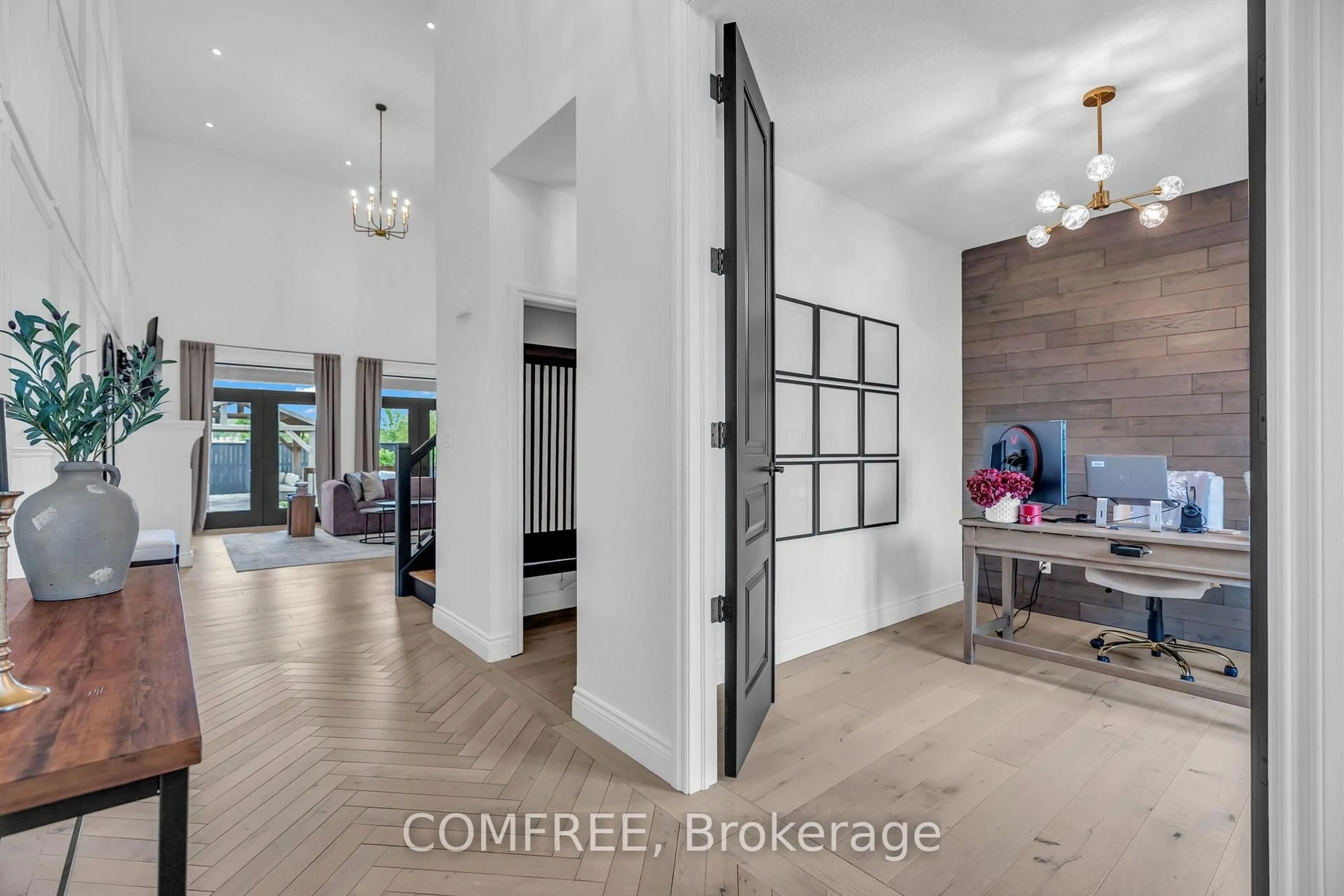 Indoor entryway for 336 Munnoch Blvd, Woodstock Ontario N4T 0H6