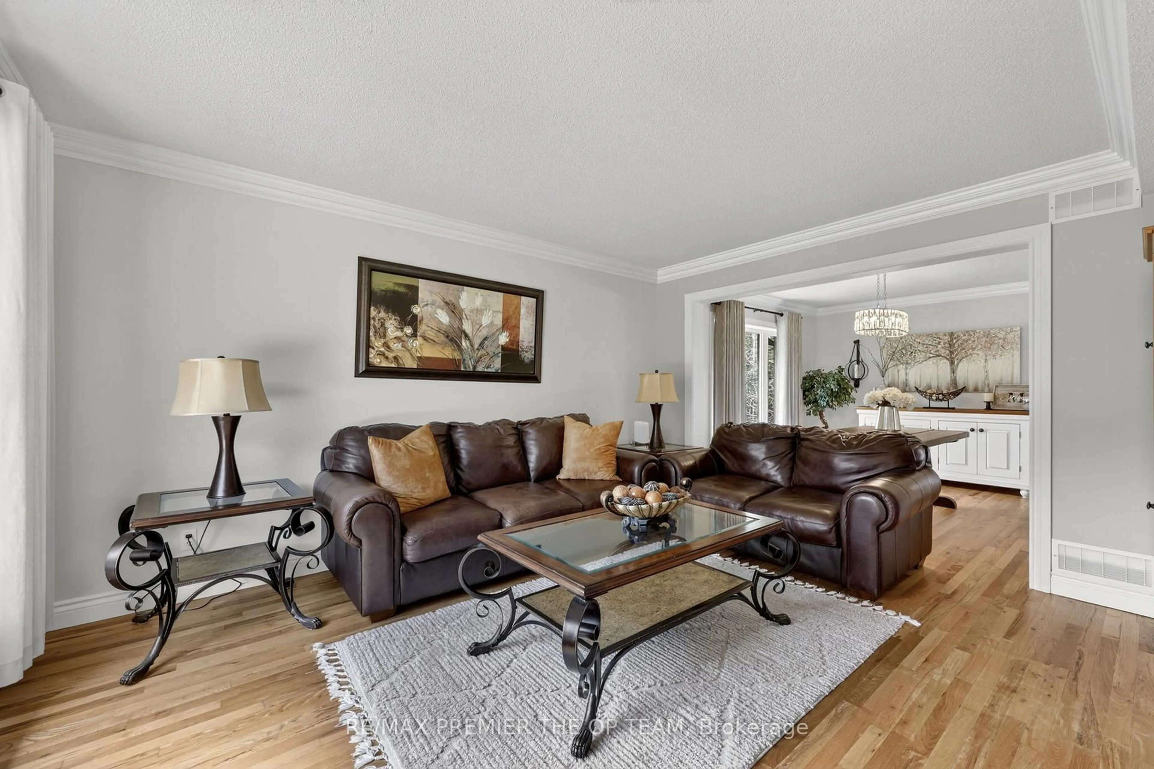Living room with furniture, unknown for 344207 15th Sdrd, Amaranth Ontario L9W 1X9