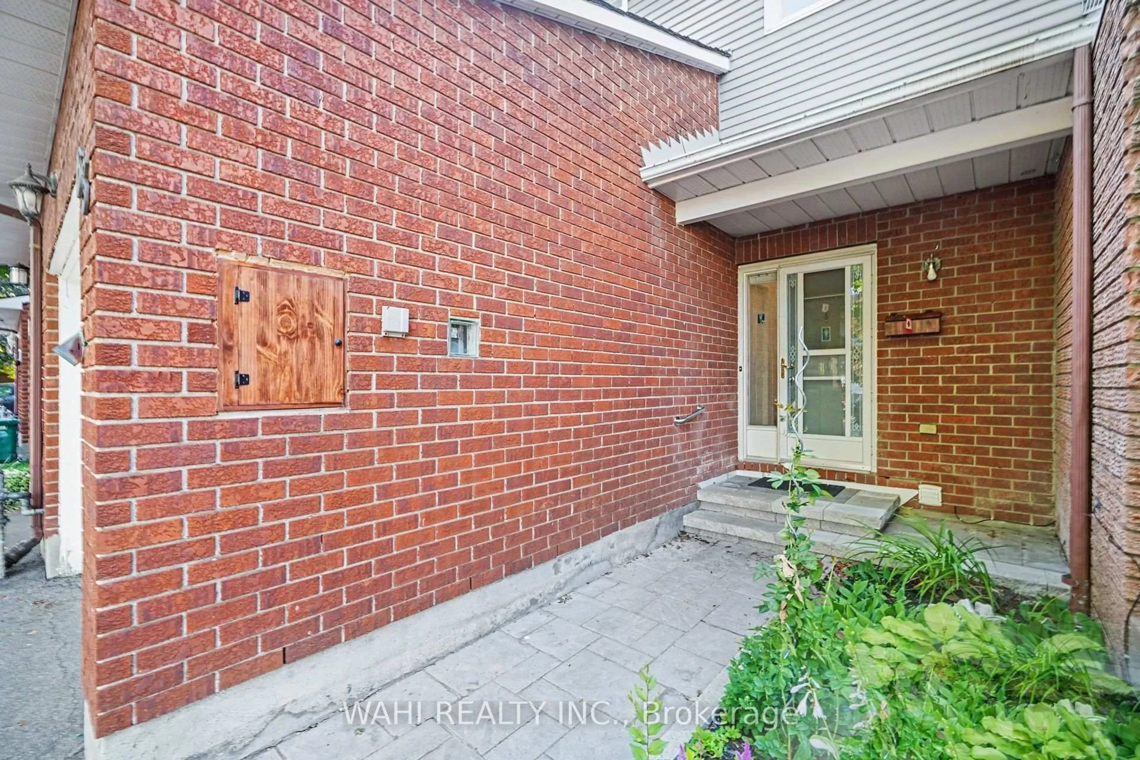 Home with brick exterior material, street for 63 Armadale Cres, Ottawa Ontario K2J 3Z3