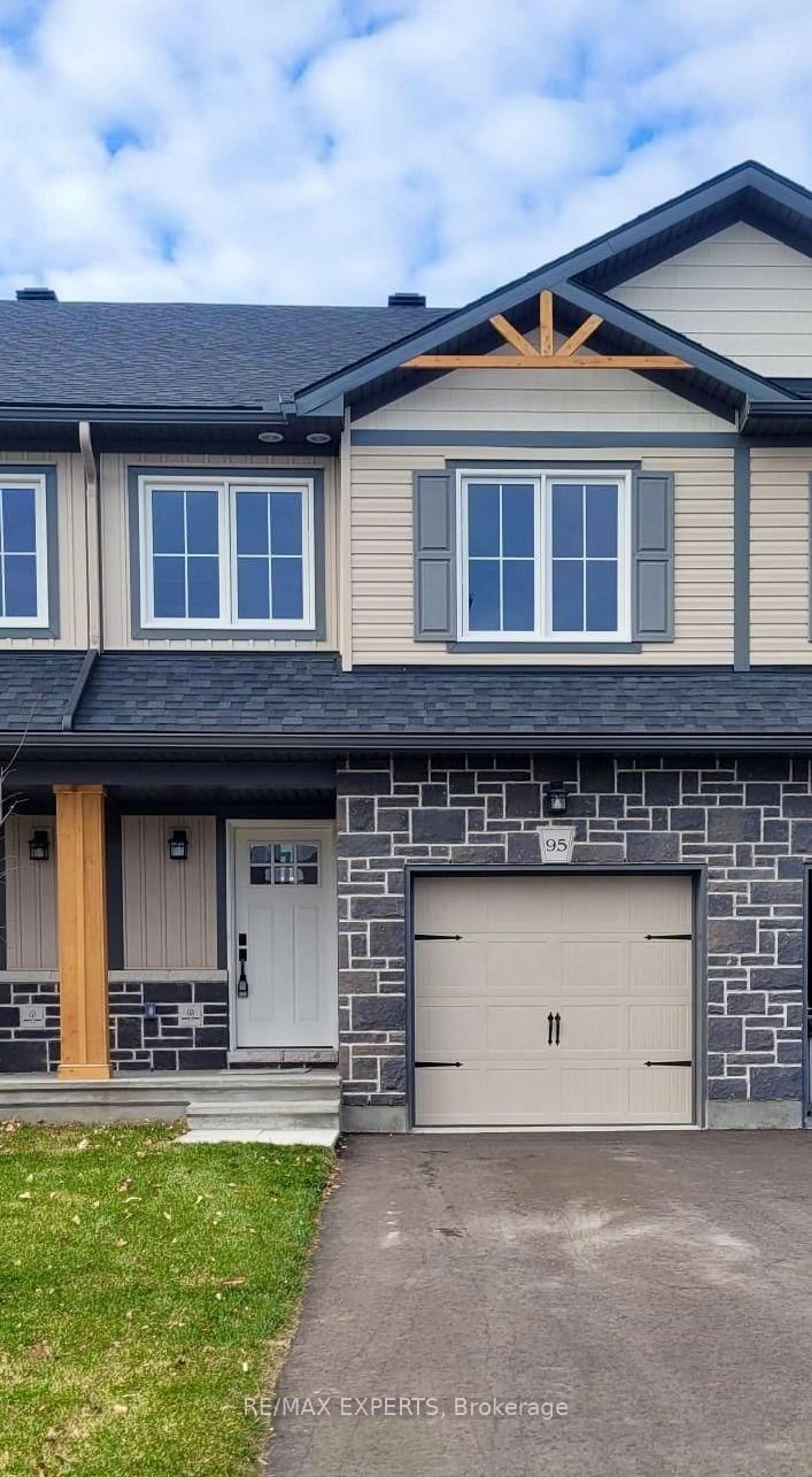 Home with brick exterior material, street for 95 WHITCOMB Cres, Smiths Falls Ontario K7A 0C1