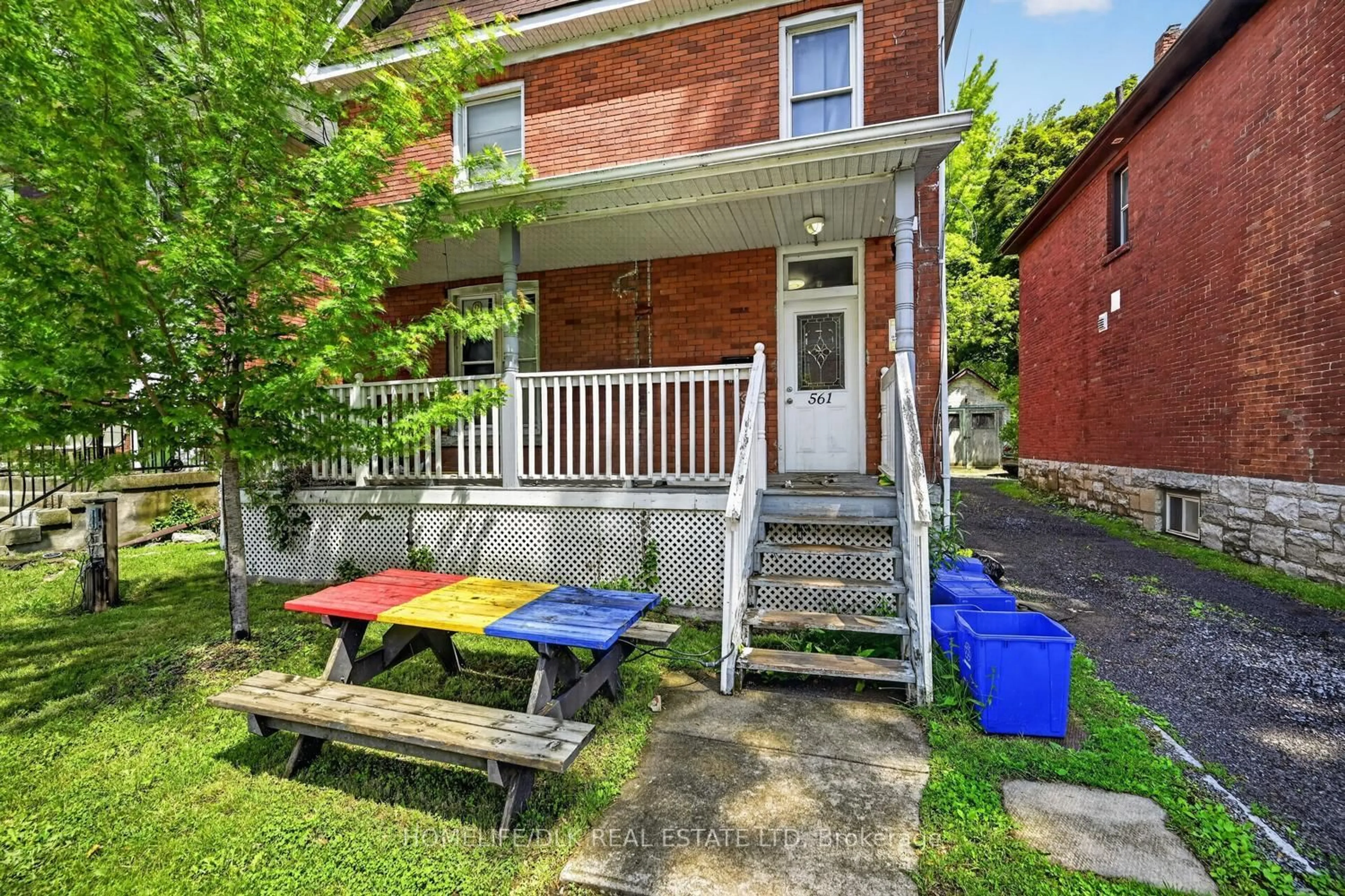 Patio, street for 561 Johnson St, Kingston Ontario K7L 1Z9